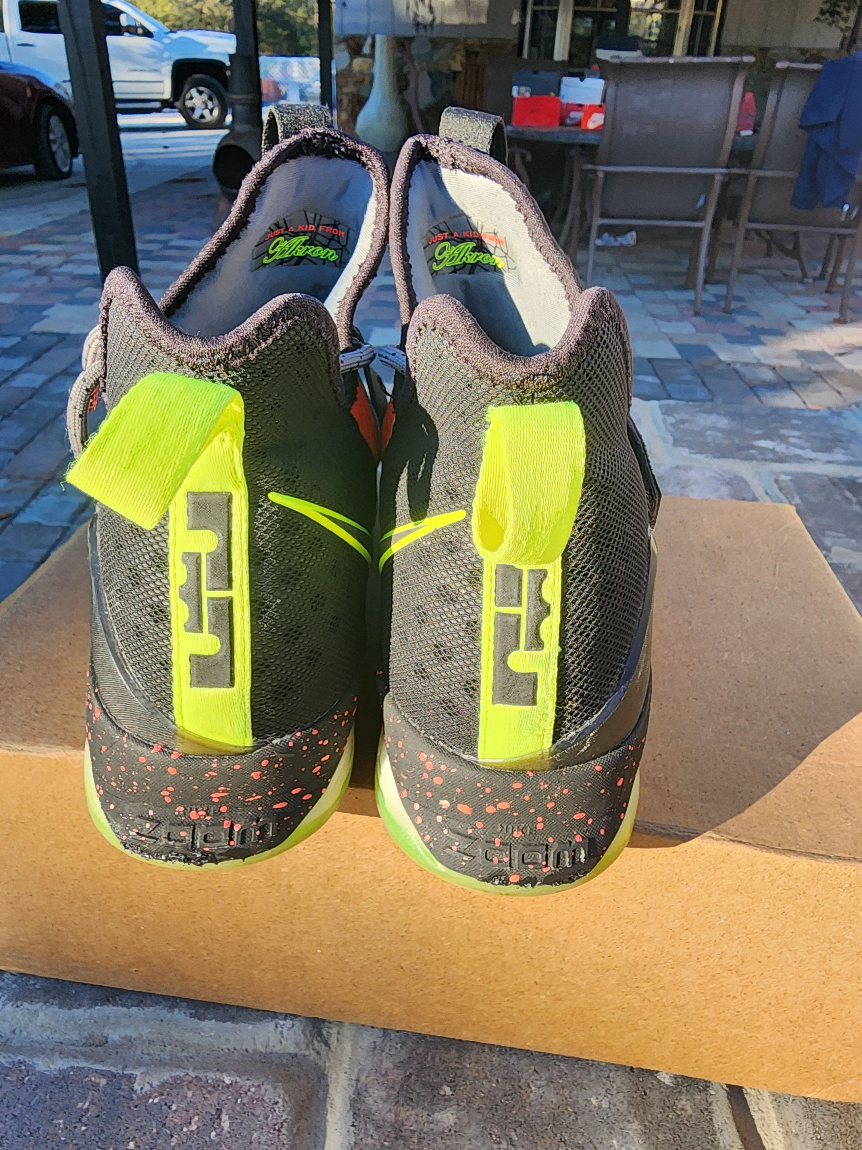 Nike Nike Lebron 14 Out Of Nowhere Size 9.5 Size US 9.5 / EU 42-43 - 4 Thumbnail