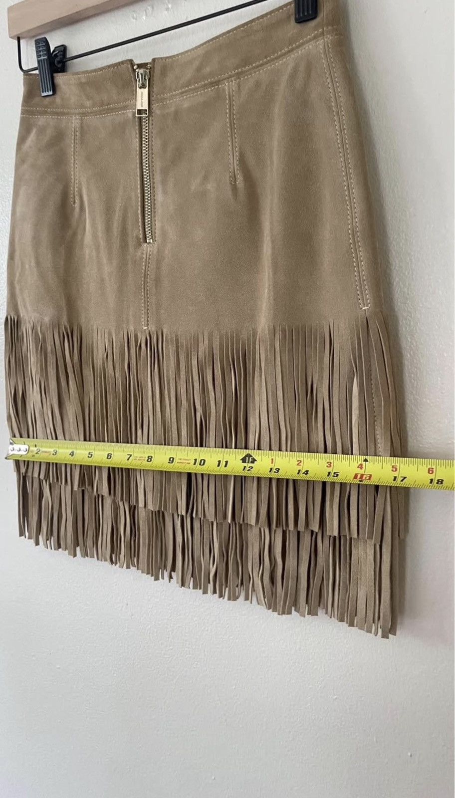 Michael Kors Fringed Suede Skirt Michael Kors Size 24" / US 00 / IT 34 - 4 Thumbnail
