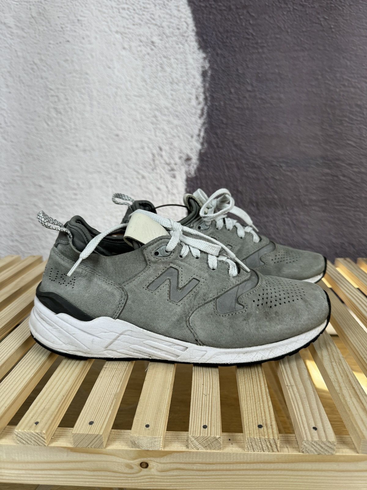 Other New Balance 999R made in USA grey low top sneakers Size US 8 / EU 41 - 2 Thumbnail