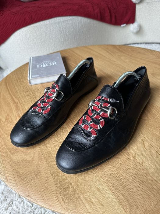 Gucci 2025 kingsnake loafers