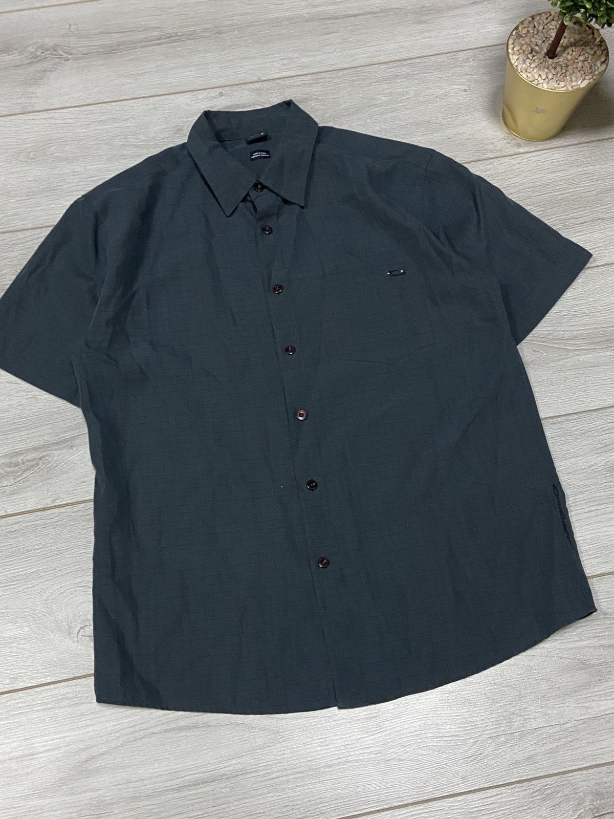 Vintage Oakley vintage pocket shirt circle logo plaid Size US M / EU 48-50 / 2 - 3 Thumbnail