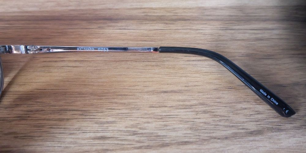 Kenneth Cole Kenneth Cole Reaction KC1070 Sunglasses Size ONE SIZE - 3 Thumbnail