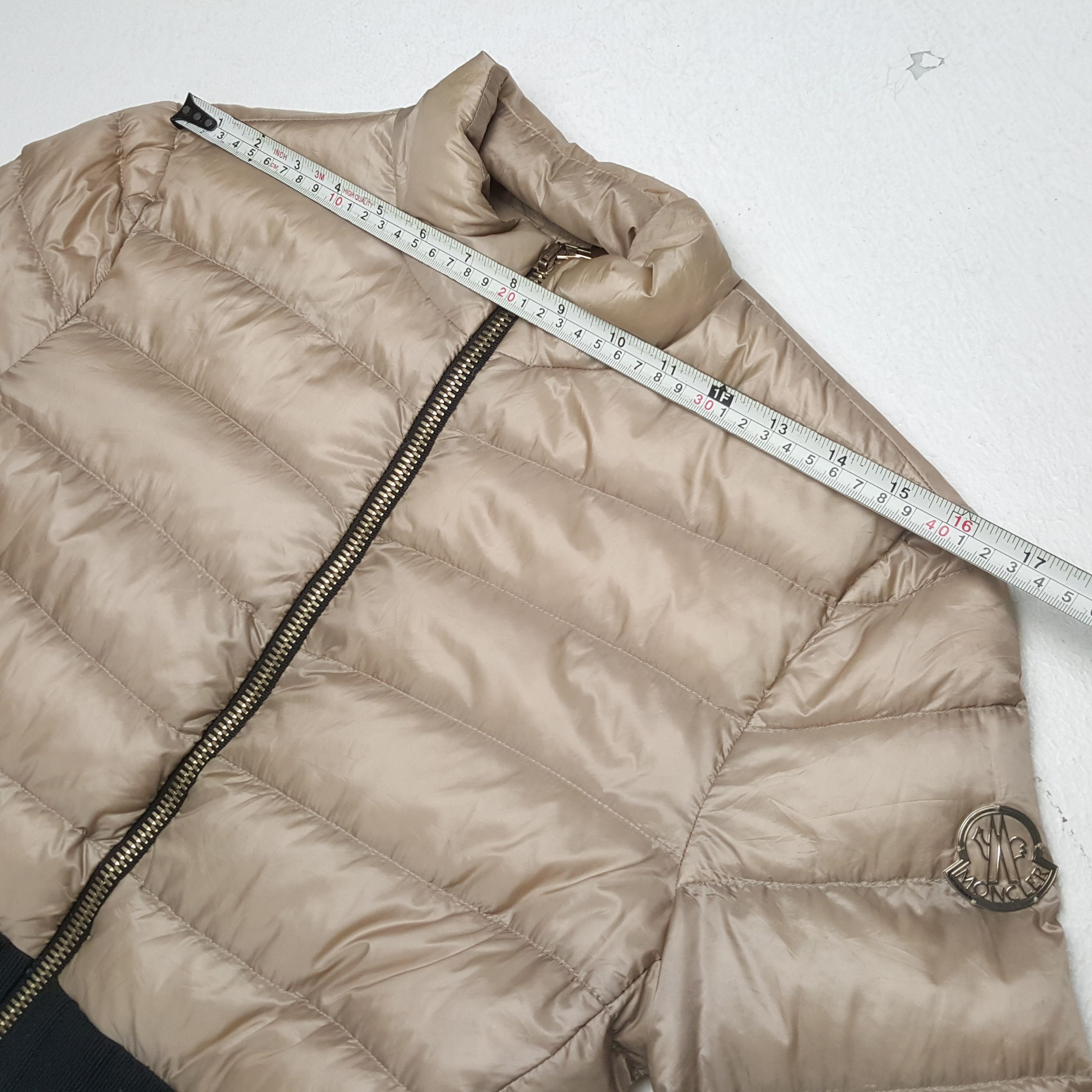 Moncler × Vintage Vintage MONCLER Italian Fashion Brand Puffer Jacket Size S / US 4 / IT 40 - 4 Thumbnail