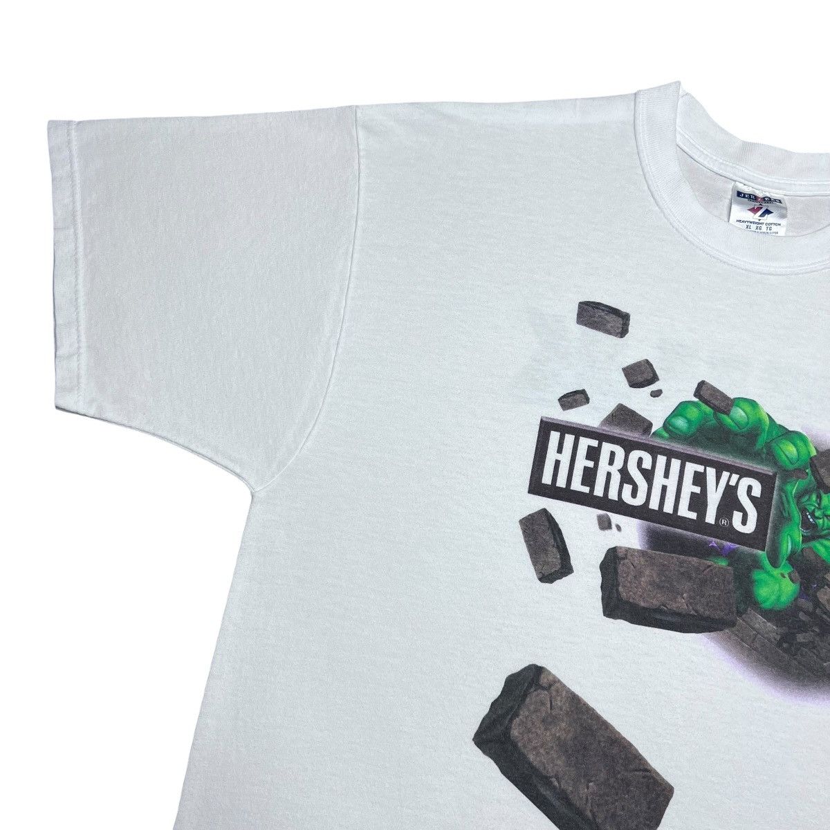 Marvel Comics 2003 Marvel The Incredible Hulk Hersheys Chocolate Promo Tee Size US XL / EU 56 / 4 - 7 Thumbnail
