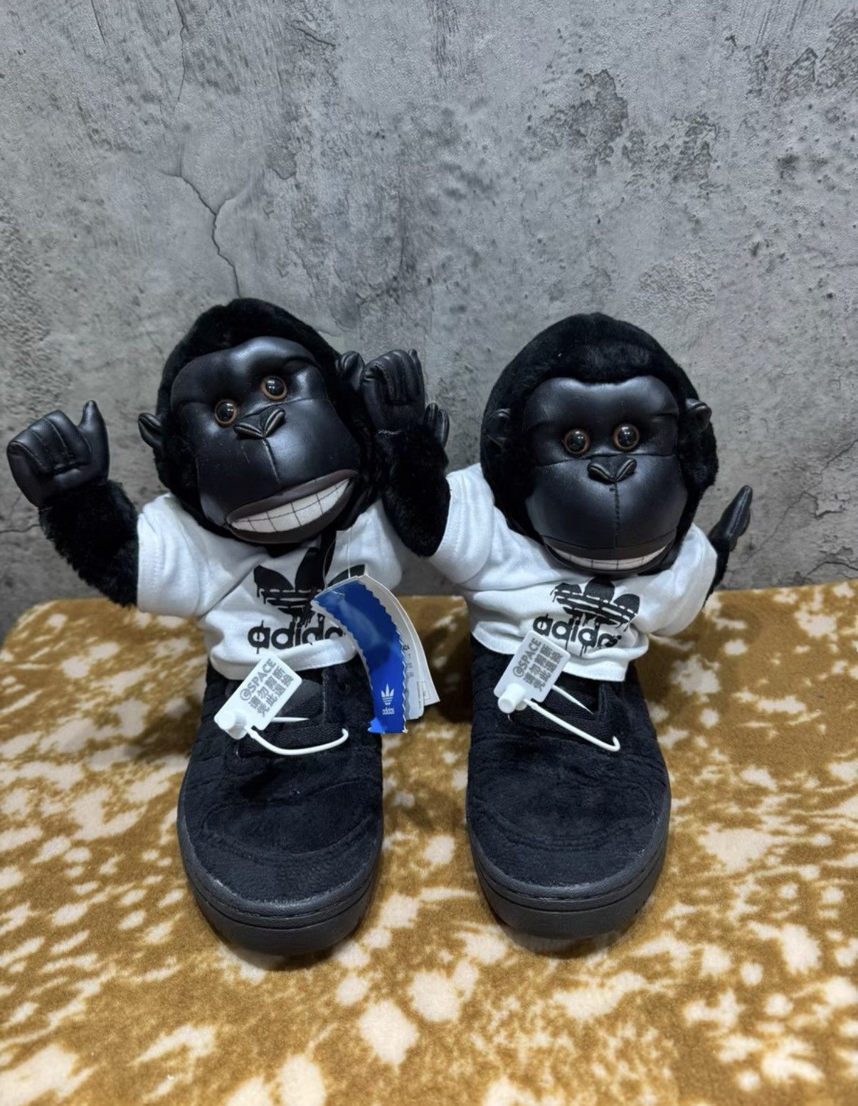Adidas Adidas x Jeremy Scott Wings Bear K37 Size US 7.5 / EU 40-41 - 3 Thumbnail