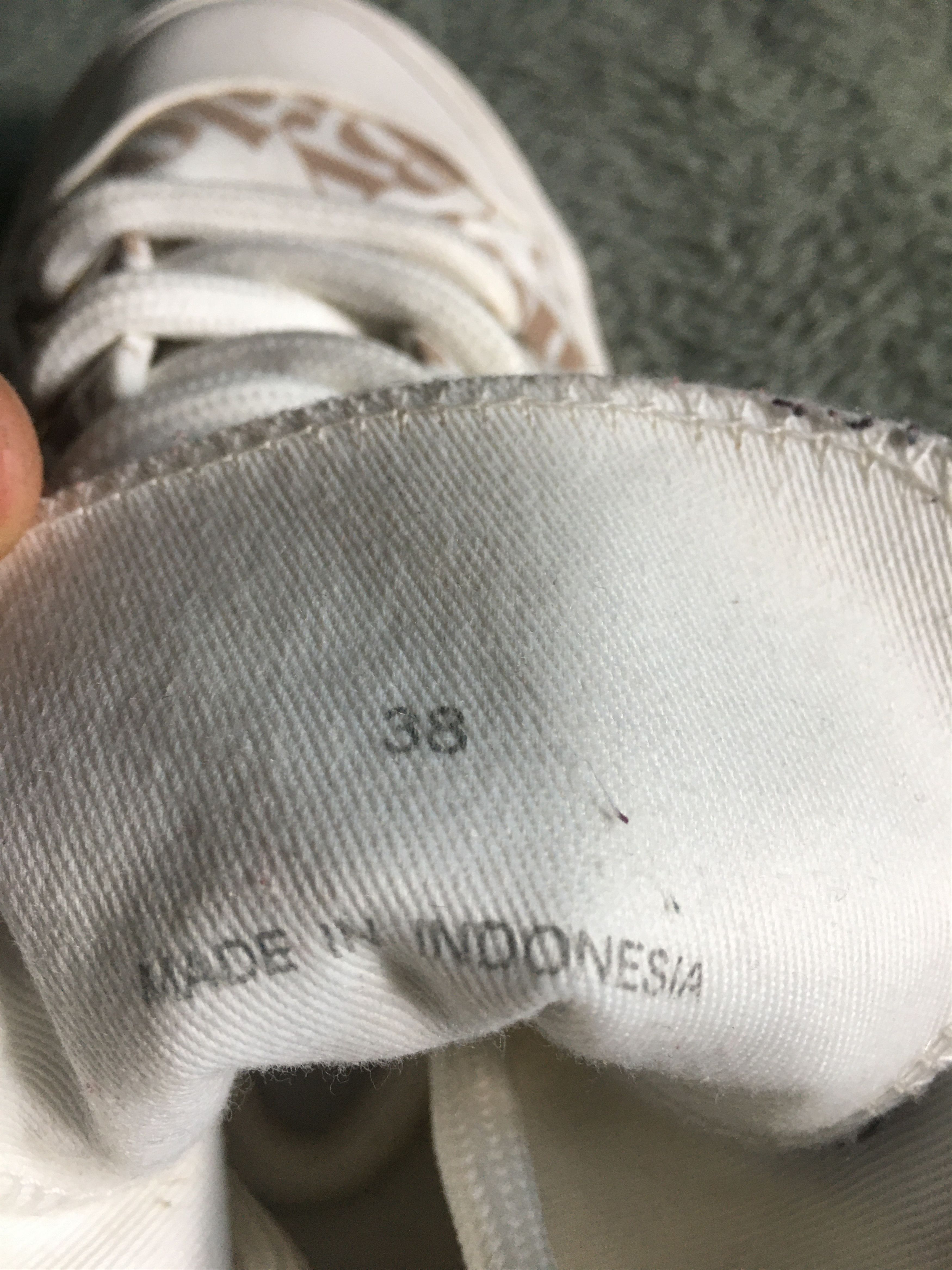 See by Chloe See by CHLOÉ ARYANA White Logo Canvas Sneakers EU 38 Size US 8 / IT 38 - 13 Thumbnail