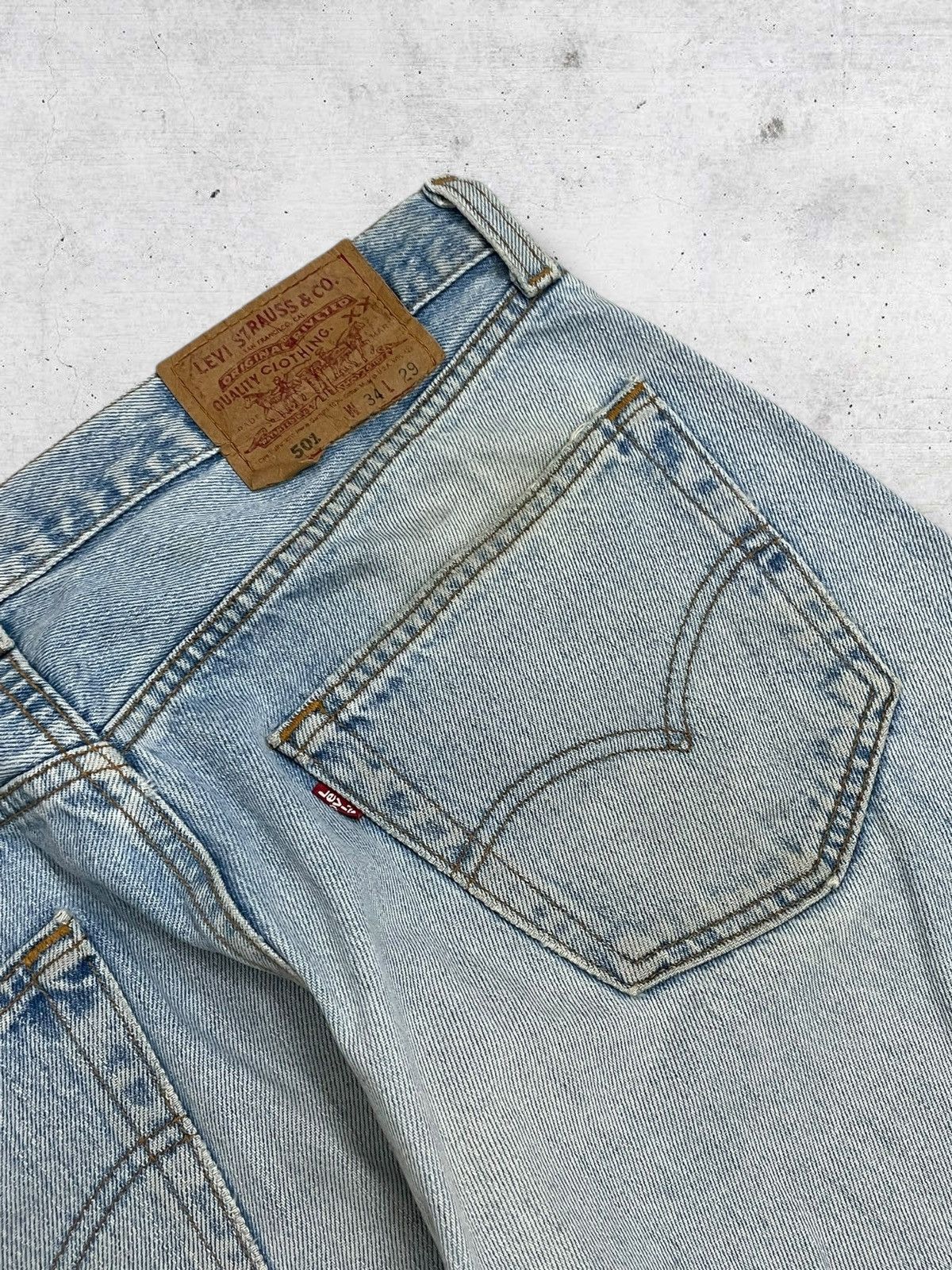 Levi's Vintage Clothing VINTAGE 501 LEVIS USA DESIGNER 90S OG RIPPED MUDWASH DENIM Size US 32 / EU 48 - 16 Thumbnail