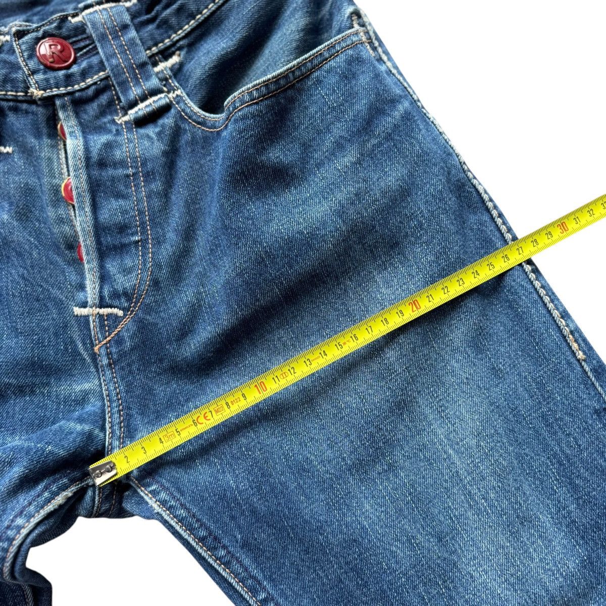 Levi's INSANE 1 of 1 Red Tab Levi’s engineered jeans buckleback y2k Size US 31 - 16 Thumbnail