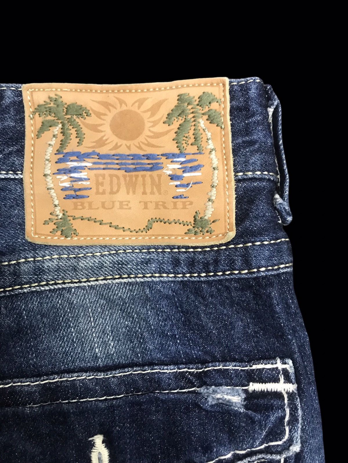 Edwin 💥FLARE💥VTG EDWIN BLUE STONEWASH DISTRESSED DENIM F215 Size US 32 / EU 48 - 17 Thumbnail