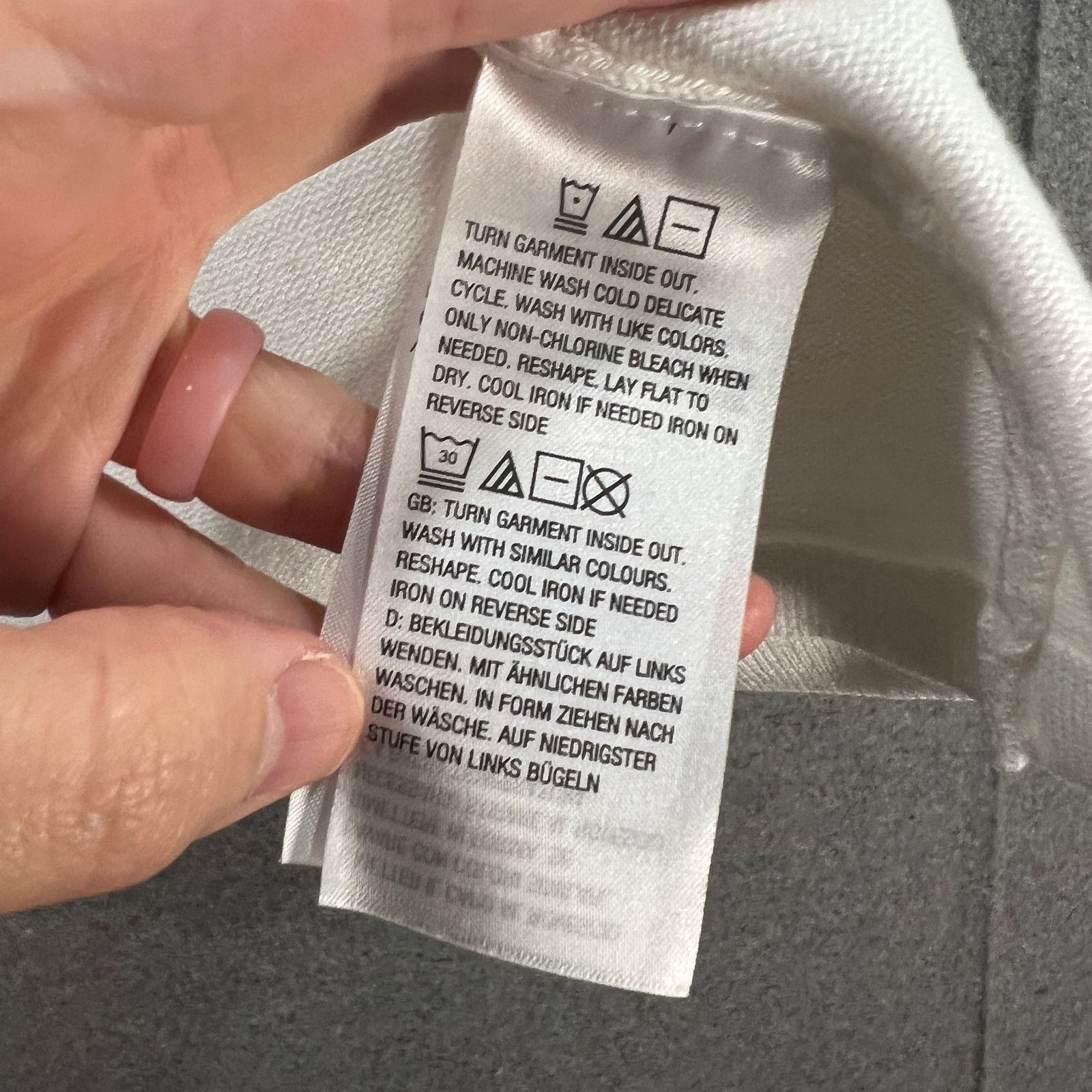Isaac Mizrahi Isaac Mizrahi LIVE! Always Isaac Ebellished Sweater Lig Size M / US 6-8 / IT 42-44 - 9 Thumbnail
