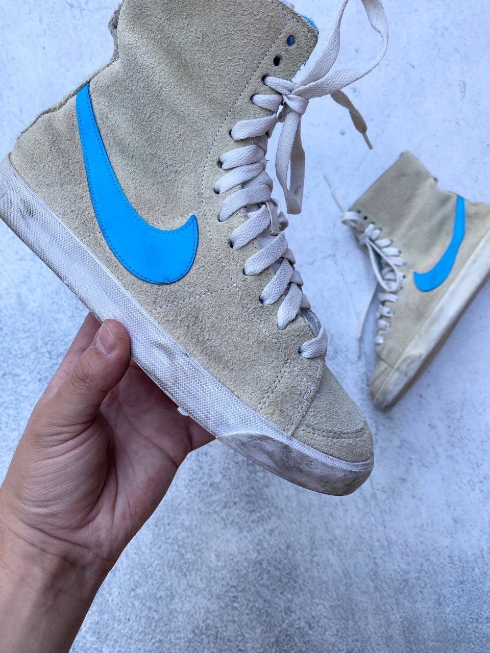 Nike Nike Vintage Faded Beige Distressed Sneakers Size US 7 / IT 37 - 2 Thumbnail