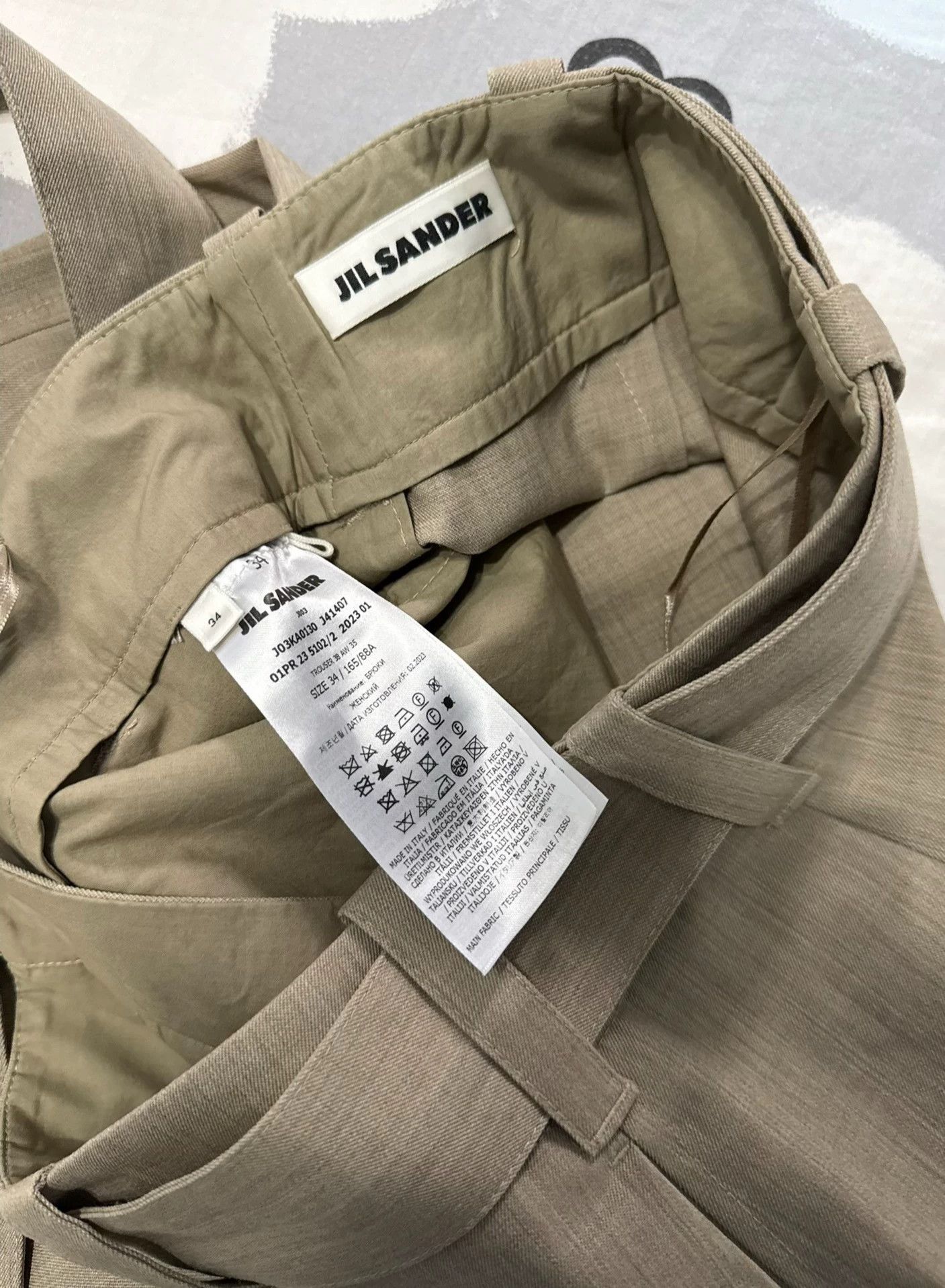 Jil Sander Jil Sander Luxury Shorts w/Belt Waist 72cm 9/10 Authentic Size 24" / US 00 / IT 34 - 3 Thumbnail