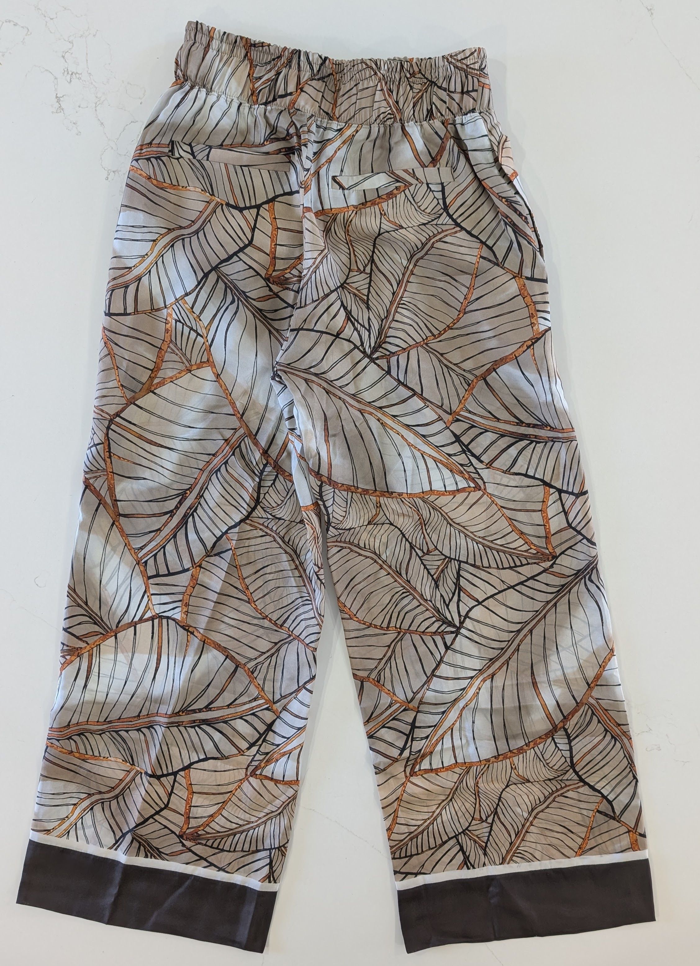 Brunello Cucinelli Brunello Cucinelli Silk Wide Leg Leaf Print Beige Size 2 Size 26" / US 2 / IT 38 - 2 Thumbnail