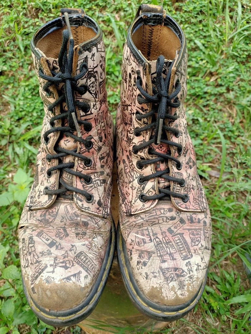 Vintage doc martens pink london boots