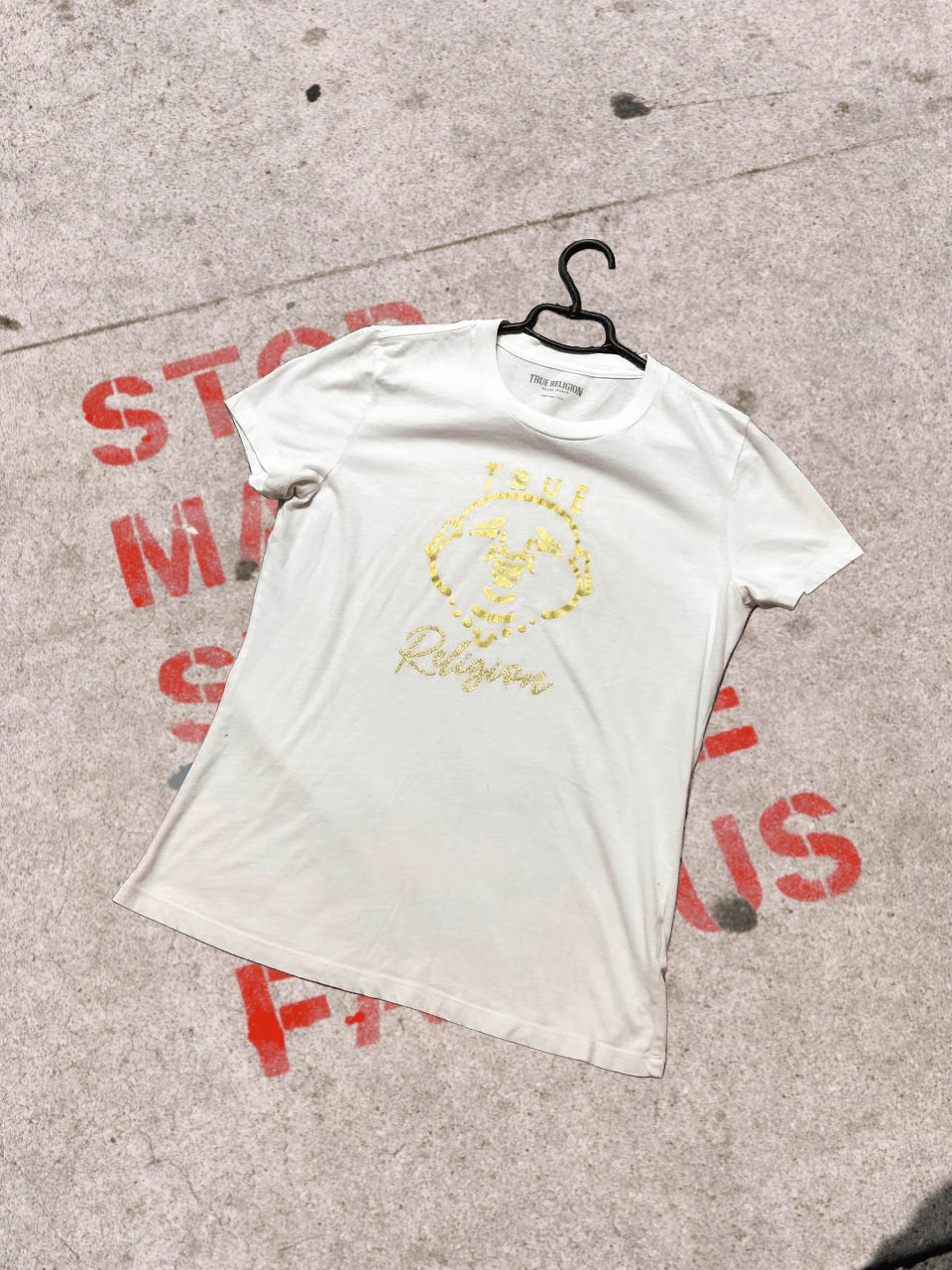 True Religion True Religion Shirt Women Small Tan Short Sleeve Tee Size L / US 10 / IT 46 - 1 Thumbnail