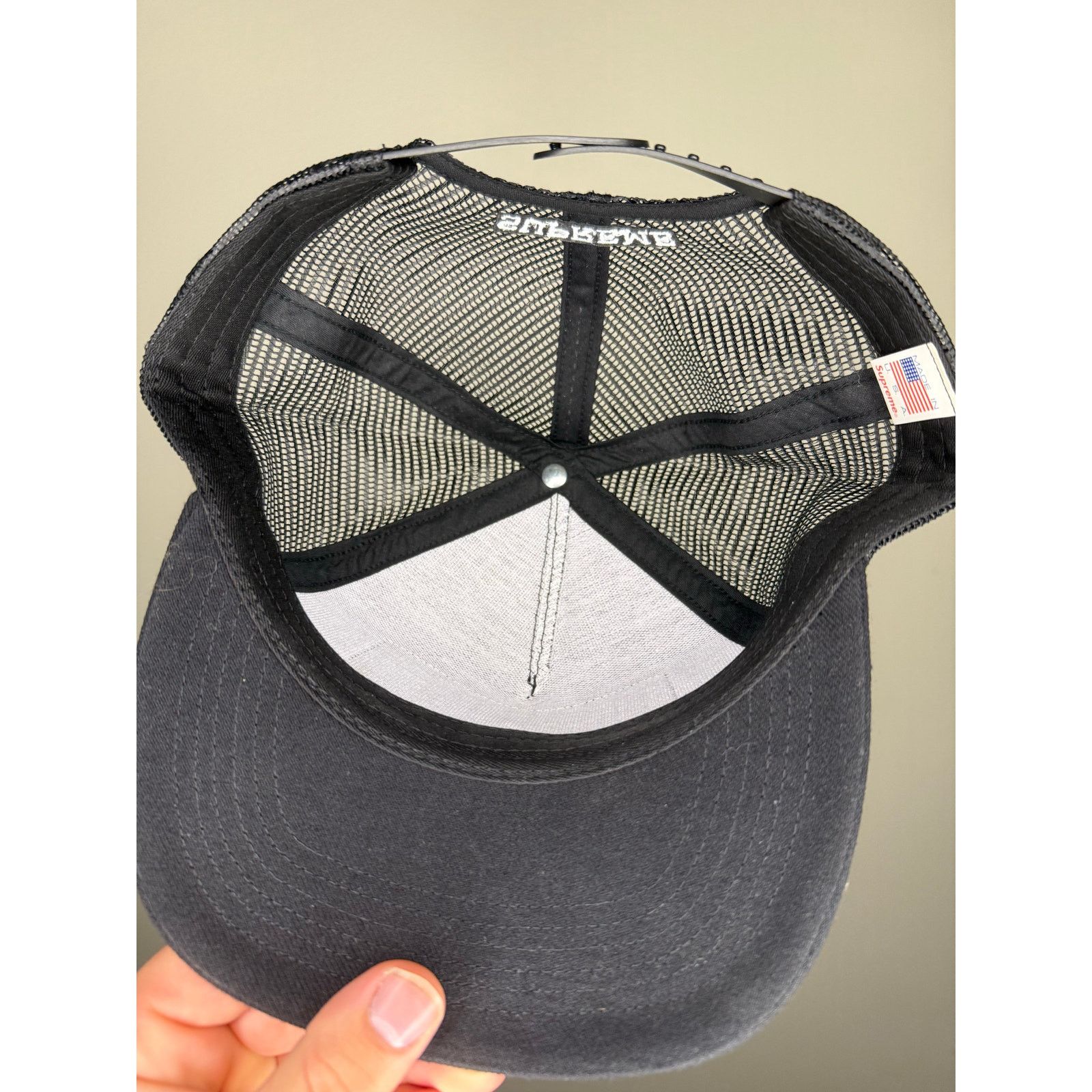 Supreme Supreme Scarface The World Is Yours Trucker HaT Made in USA Size ONE SIZE - 4 Thumbnail