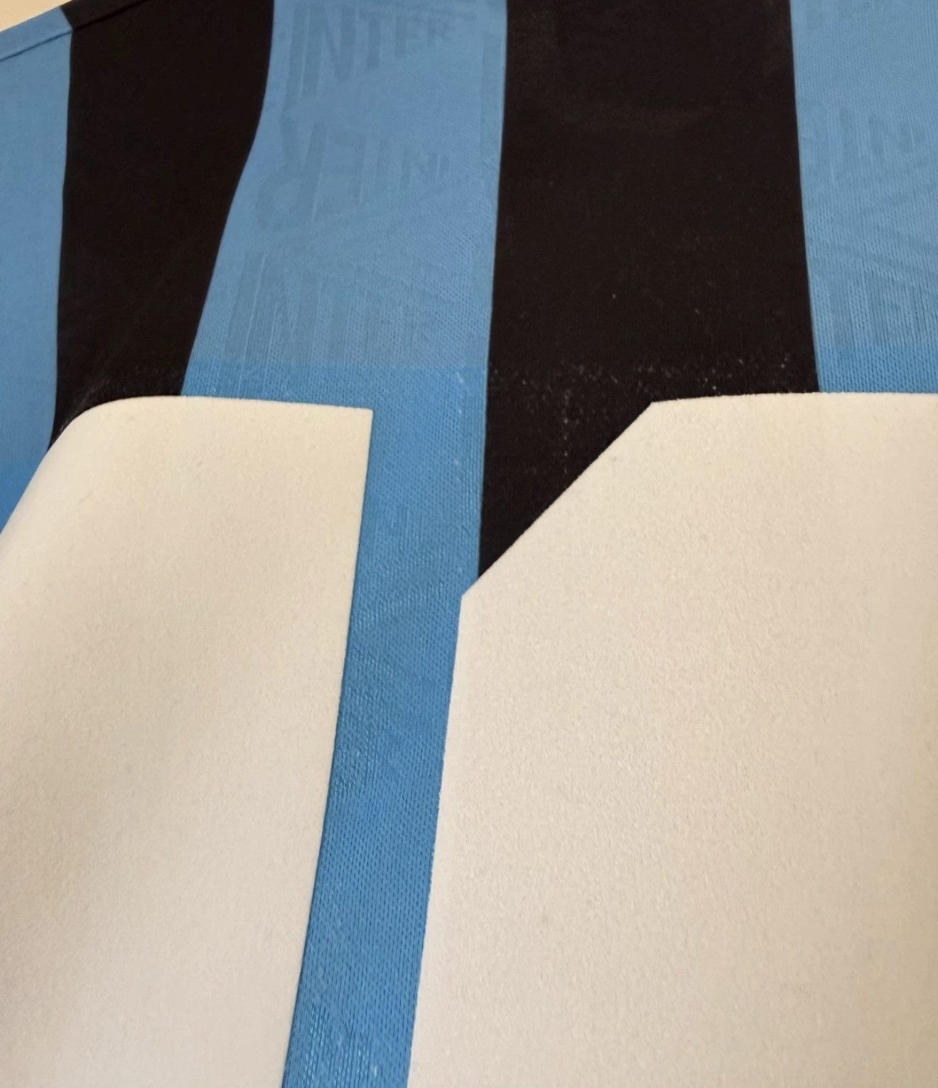 Umbro 1993-94 Umbro Inter Milan Home Football Shirt Italy Size L Size US L / EU 52-54 / 3 - 13 Thumbnail