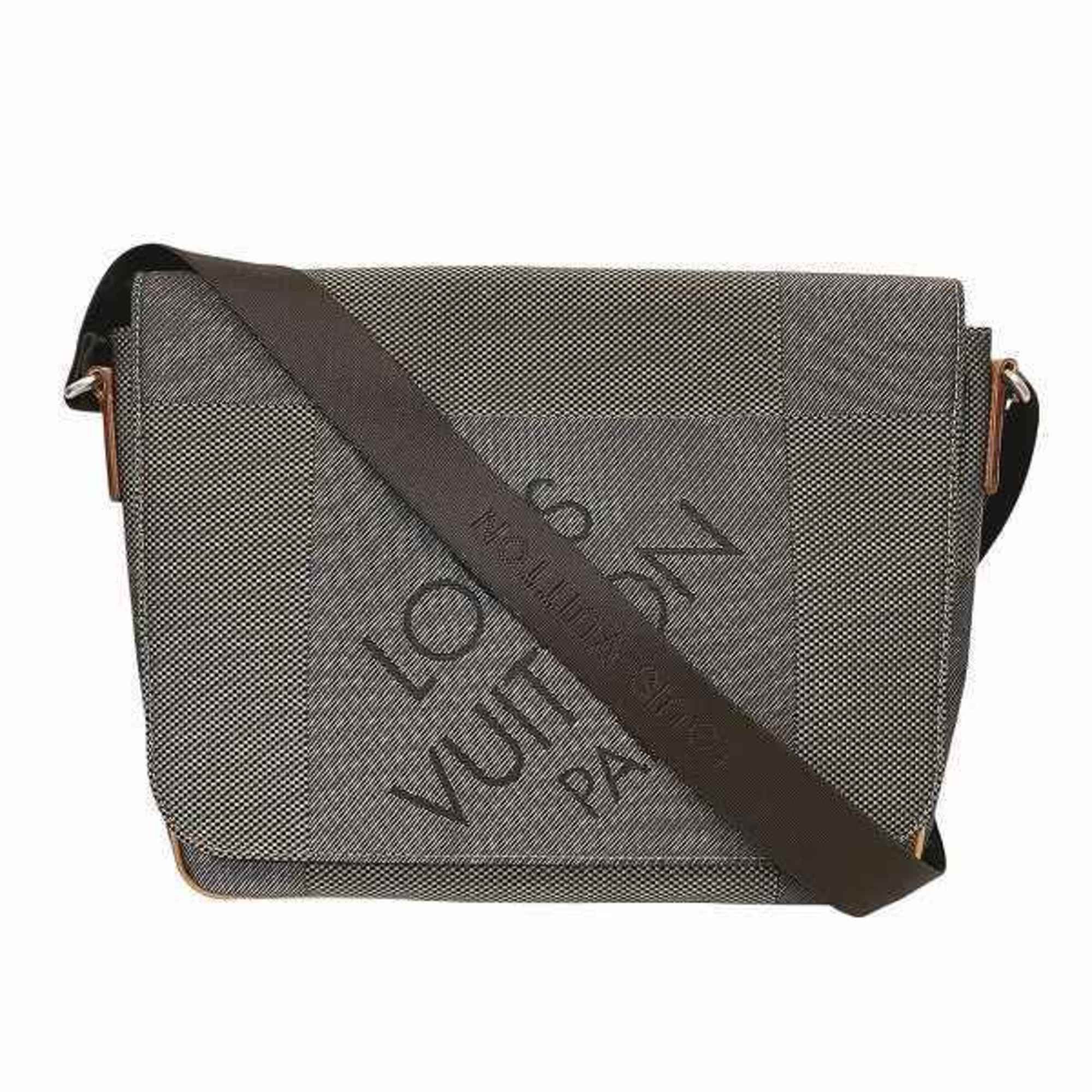 Louis Vuitton Damier Geant Petit Message M93617 Bag Shoulder Men's Women's in Beige