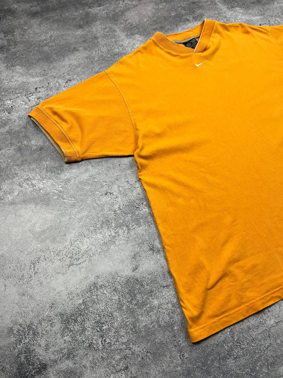 Nike Nike Tee Vintage 90s Nike Central Logo Swoosh T-shirt Y2k Size US XL / EU 56 / 4 - 2 Thumbnail