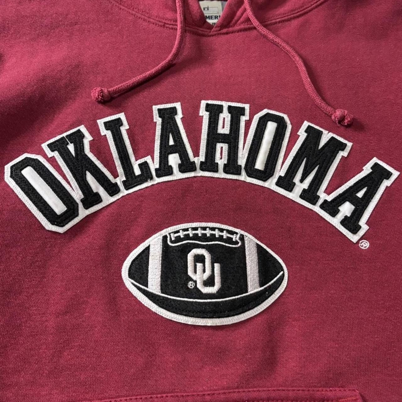Vintage Vintage 90s Burgundy Oklahoma College Hoodie - M Size US M / EU 48-50 / 2 - 5 Thumbnail