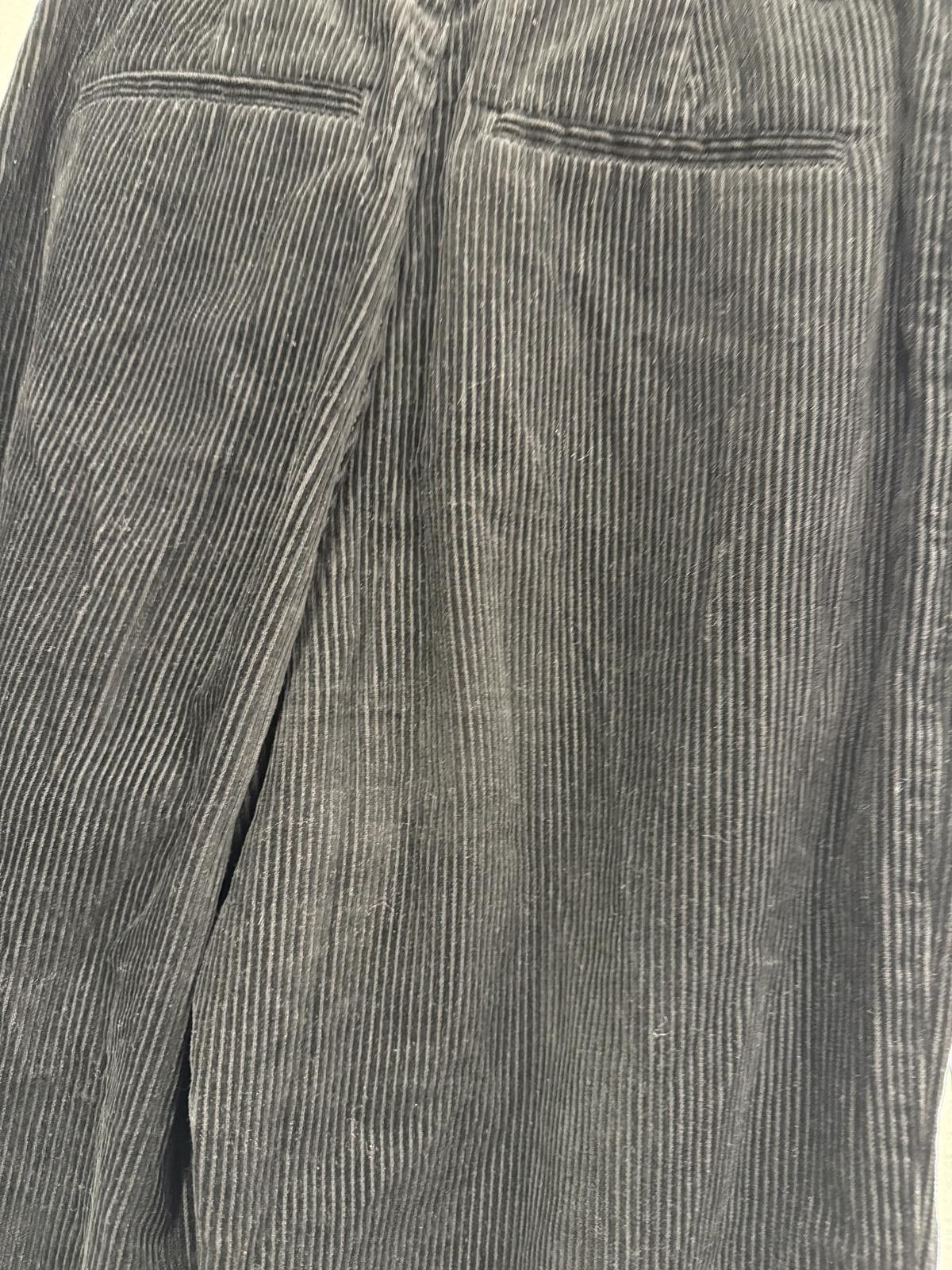 Uniqlo Uniqlo Black Corduroy Wide Leg Trousers, Waist 24 in. Size US 26 / EU 42 - 3 Thumbnail