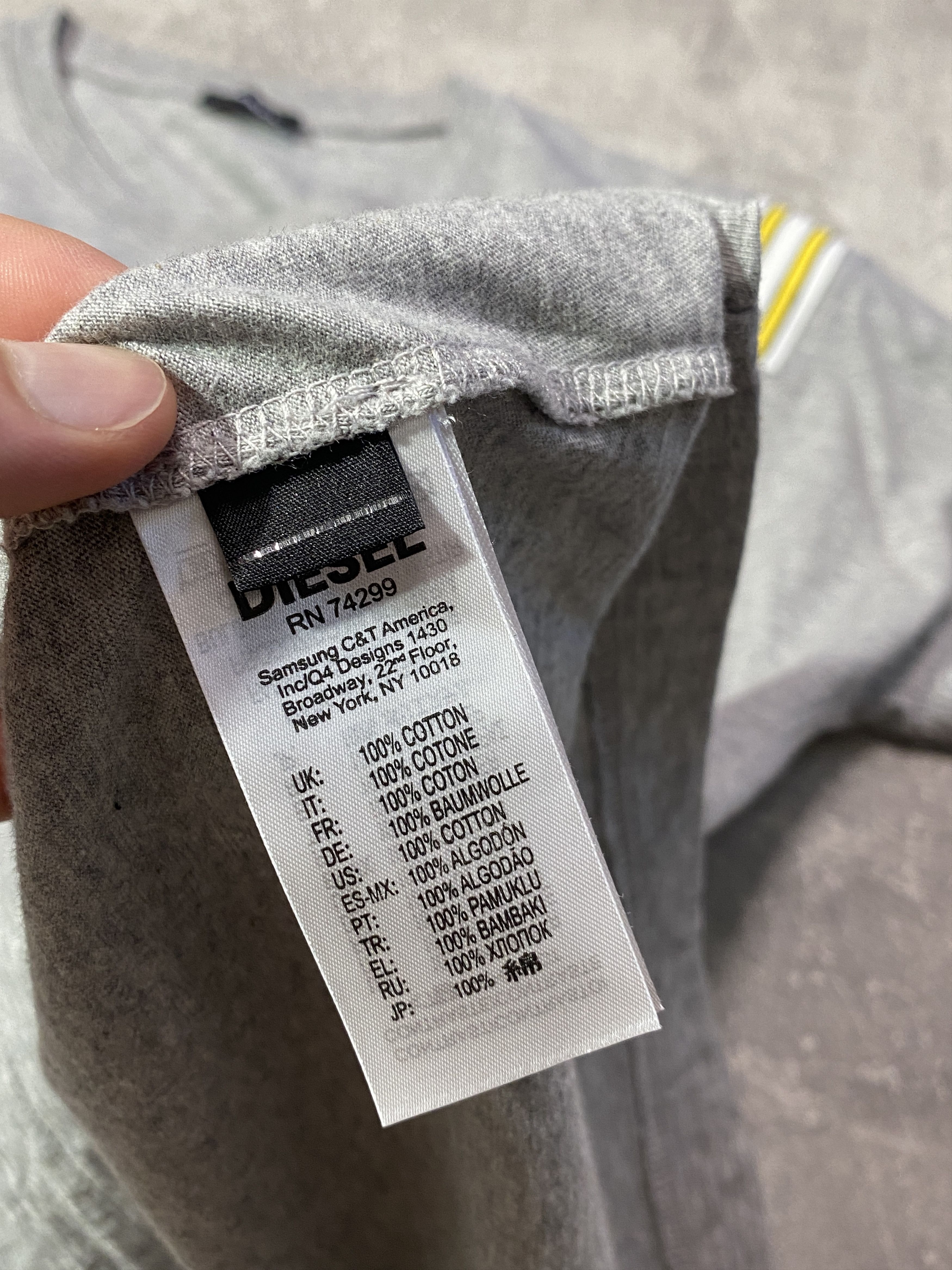 Diesel Vintage Y2K LESEID/DIESEL Reverse Logo T-shirt Size US S / EU 44-46 / 1 - 7 Thumbnail