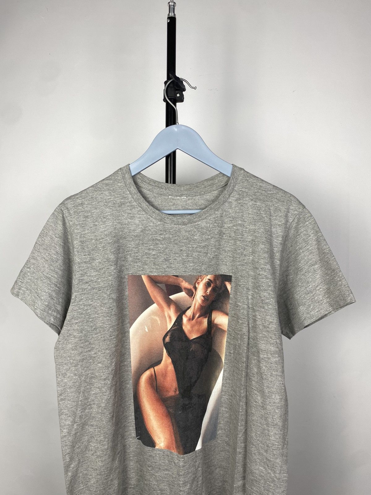 Playboy Vintage 00s BIG Logo Erotic Sex porn art t shirt y2k Size US M / EU 48-50 / 2 - 2 Thumbnail
