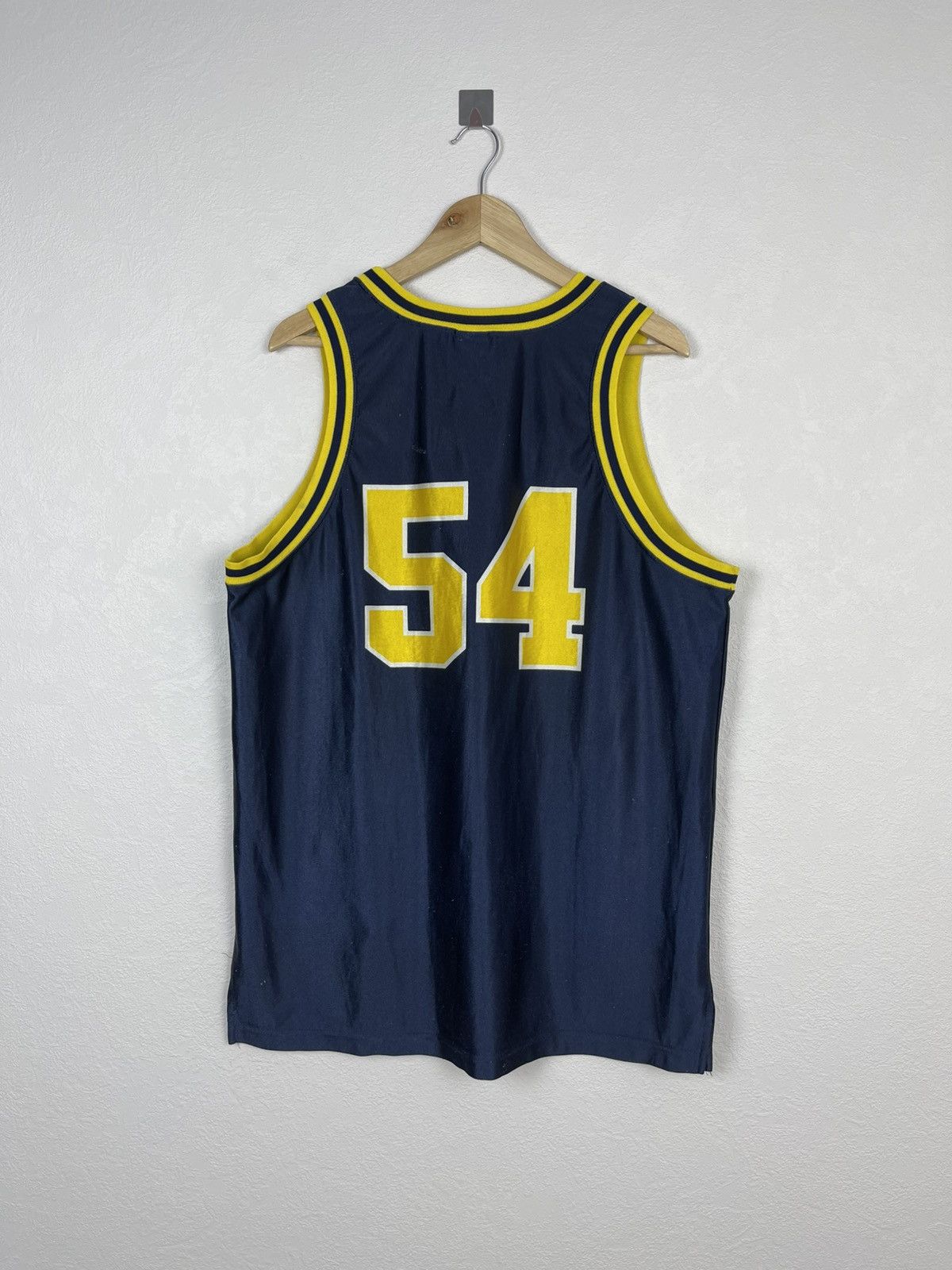 NBA × Nike × Vintage Vintage Y2k Nike NBA Michigan Jersey Size US L / EU 52-54 / 3 - 3 Thumbnail