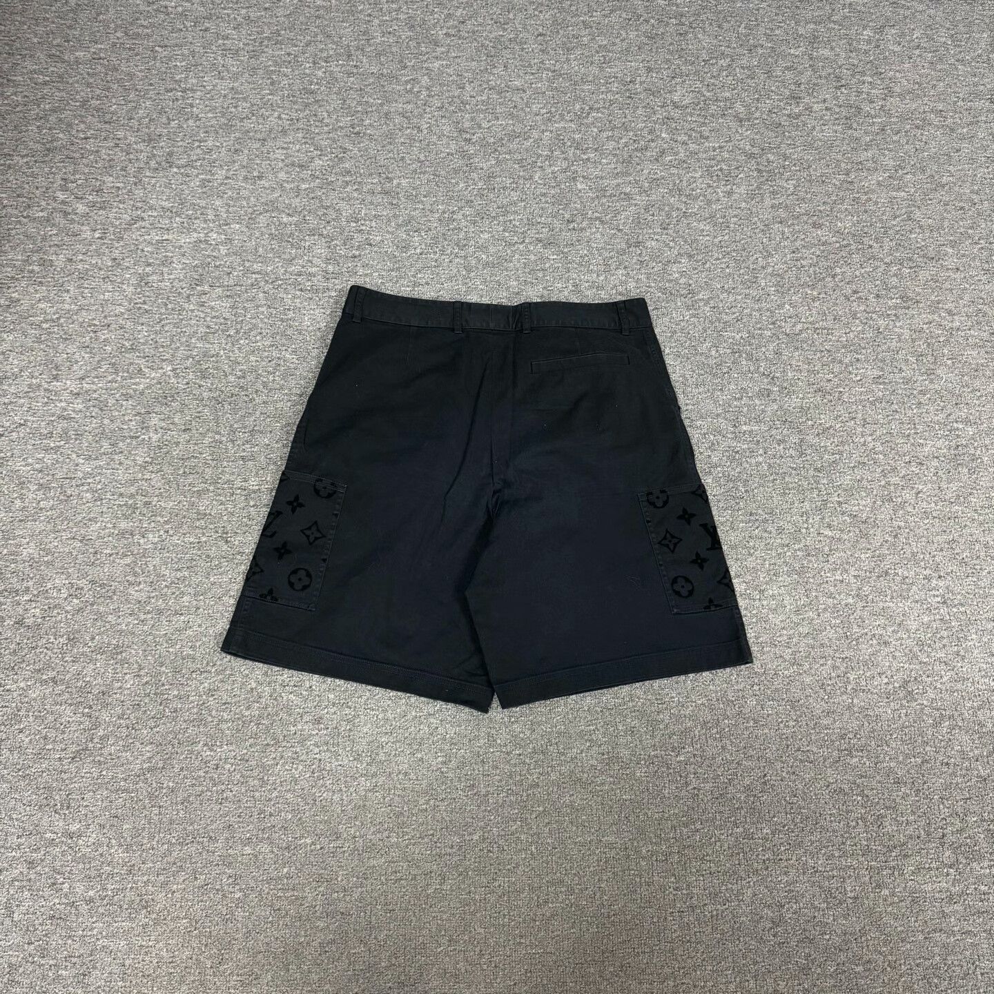 Louis Vuitton louis vuitton logo denim shorts for men Size US 28 / EU 44 - 2 Thumbnail