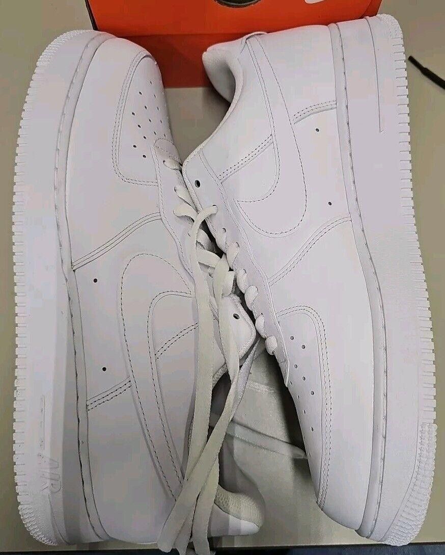 Nike Nike Air Force 1 '07 FlyEase Shoes 'Triple White' Size 13 Size US 13 / EU 46 - 12 Thumbnail