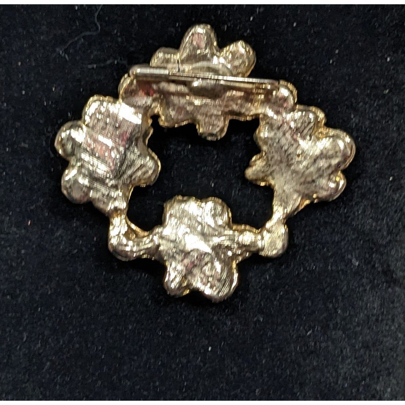 Other Vintage Floral Red White And Gold With Pearl Accents Brooch Size ONE SIZE - 4 Thumbnail