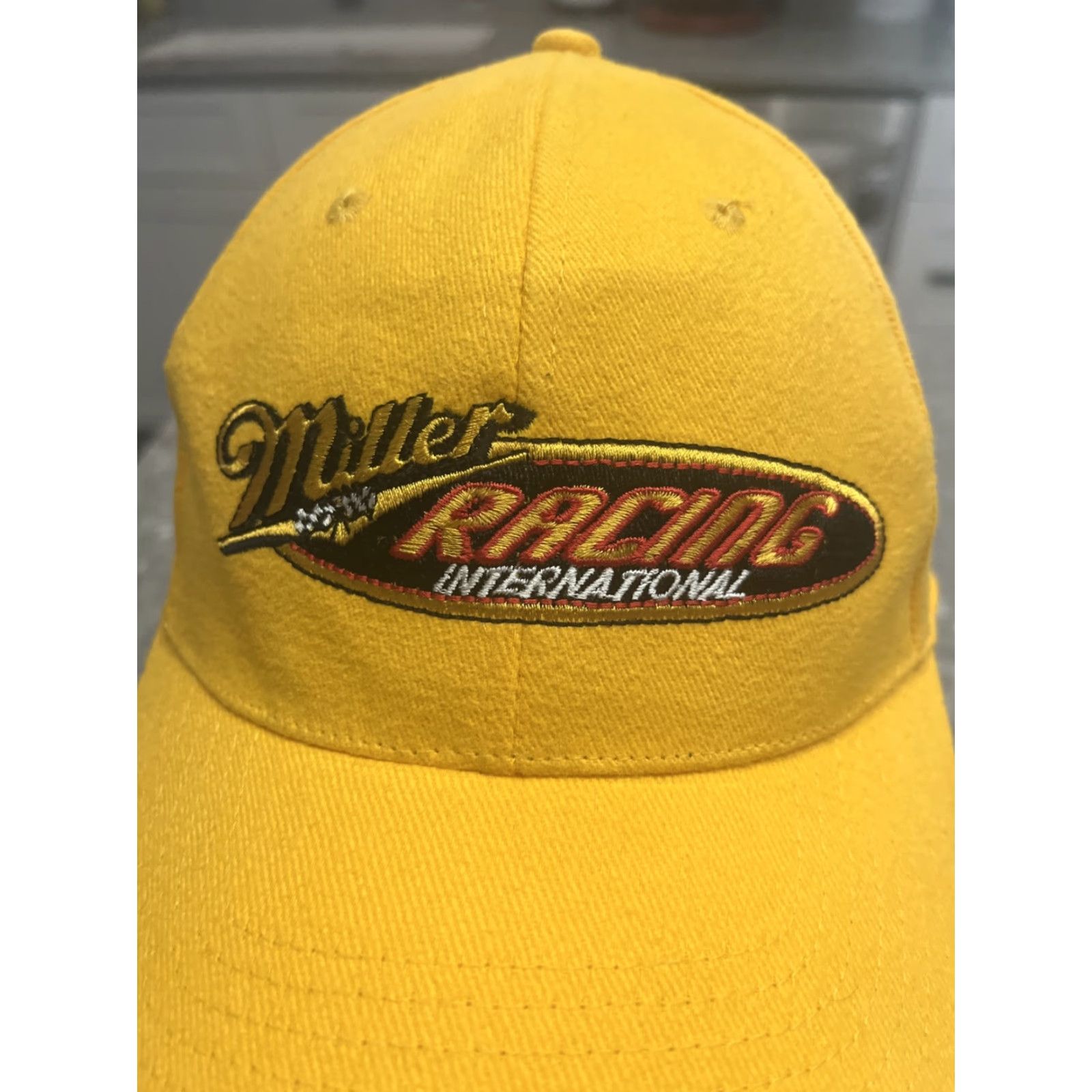 Vintage VINTAGE Indy Car Hat Racing Motorsport Miller Beer Gold Coast Australia 2001 A Size ONE SIZE - 2 Thumbnail