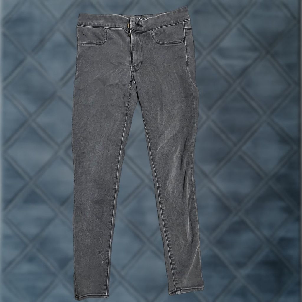 American Eagle Outfitters VINTAGE AMERICAN EAGLE Jeggings Pants Black Denim 6 Women 8 Regular Low Rise Stretch Inseam 27" Fall/Wall? (no, avoid extra). Size 30" / US 8 / IT 44 - 1 Thumbnail