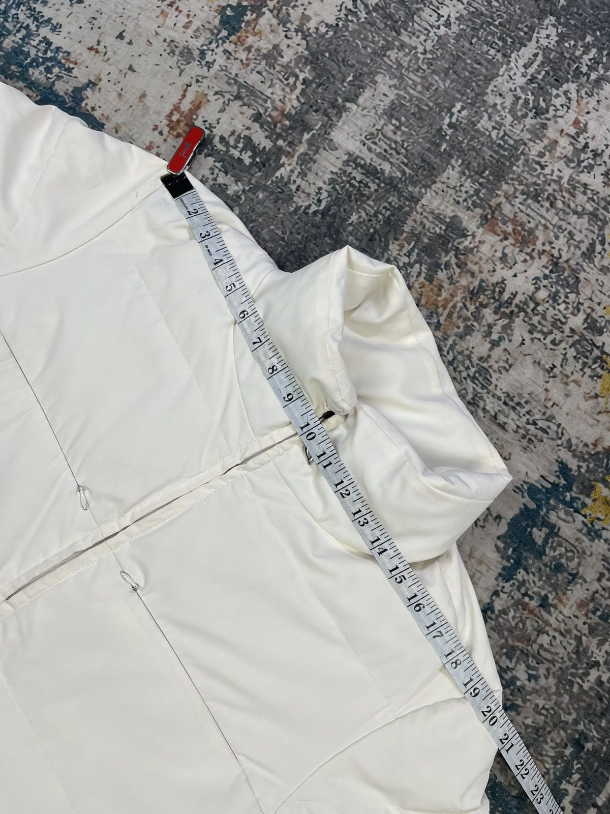 Burberry Burberry London Backpackable Puffer Down Jackbag Size US M / EU 48-50 / 2 - 25 Thumbnail