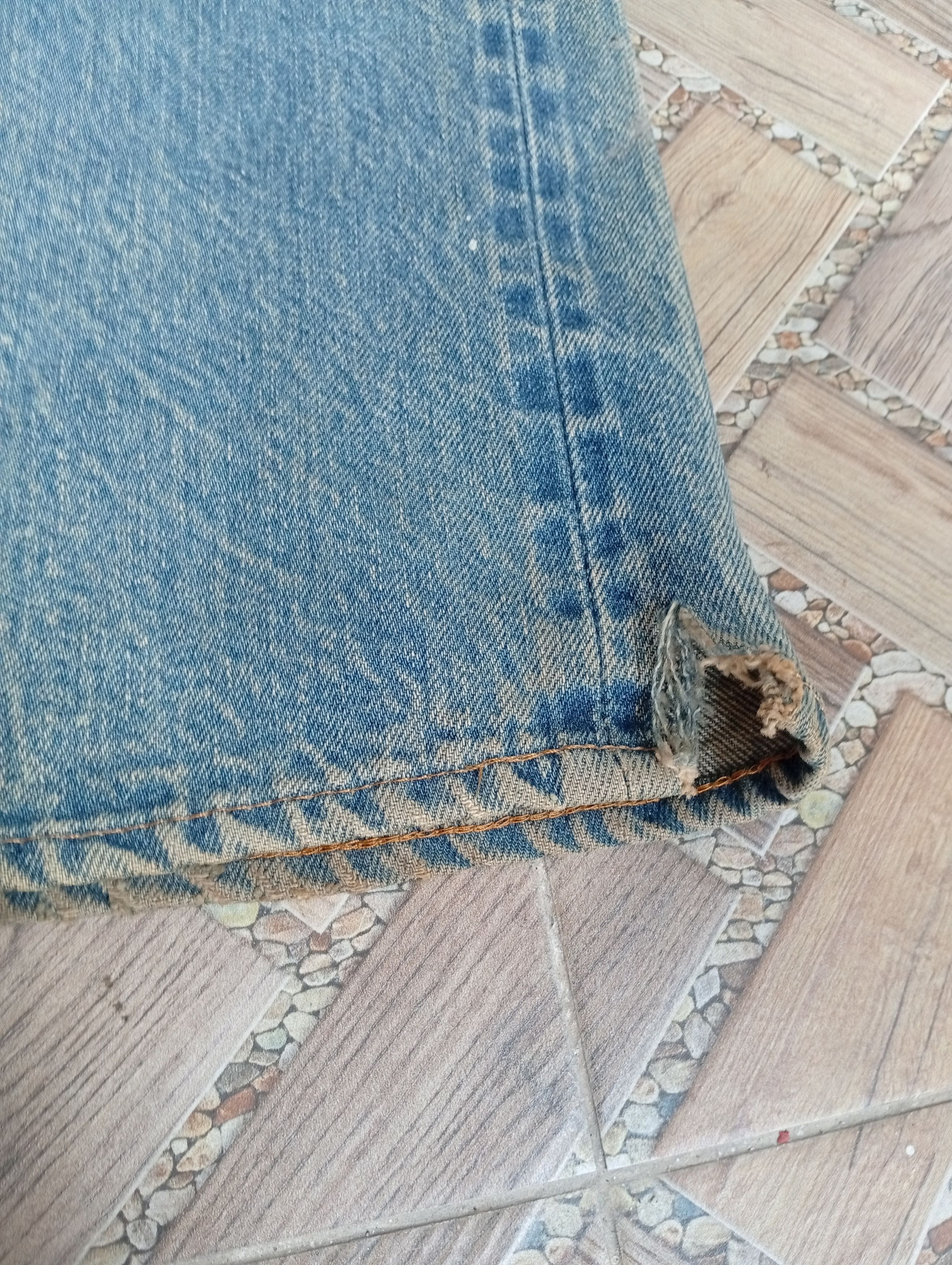 Levi's Vintage Clothing VTG 70's distressed Levi's 501 rendim Size US 31 - 9 Thumbnail