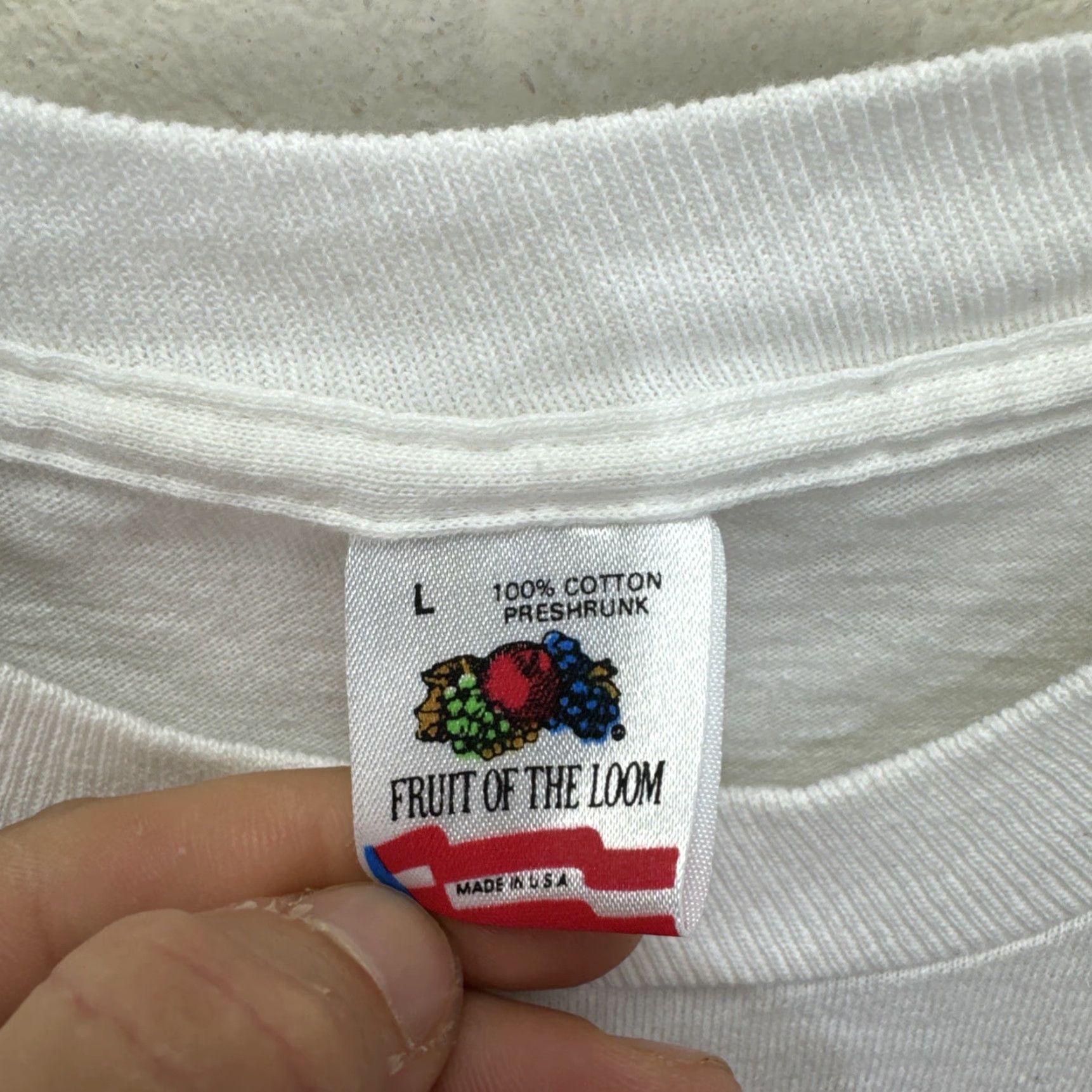 Fruit Of The Loom Vintage 1990s Fruit of the Loom Crew Neck T-Shirt Men L White Cypress Gardens Corvette Car Event Beach Retro 90s Size US L / EU 52-54 / 3 - 3 Thumbnail