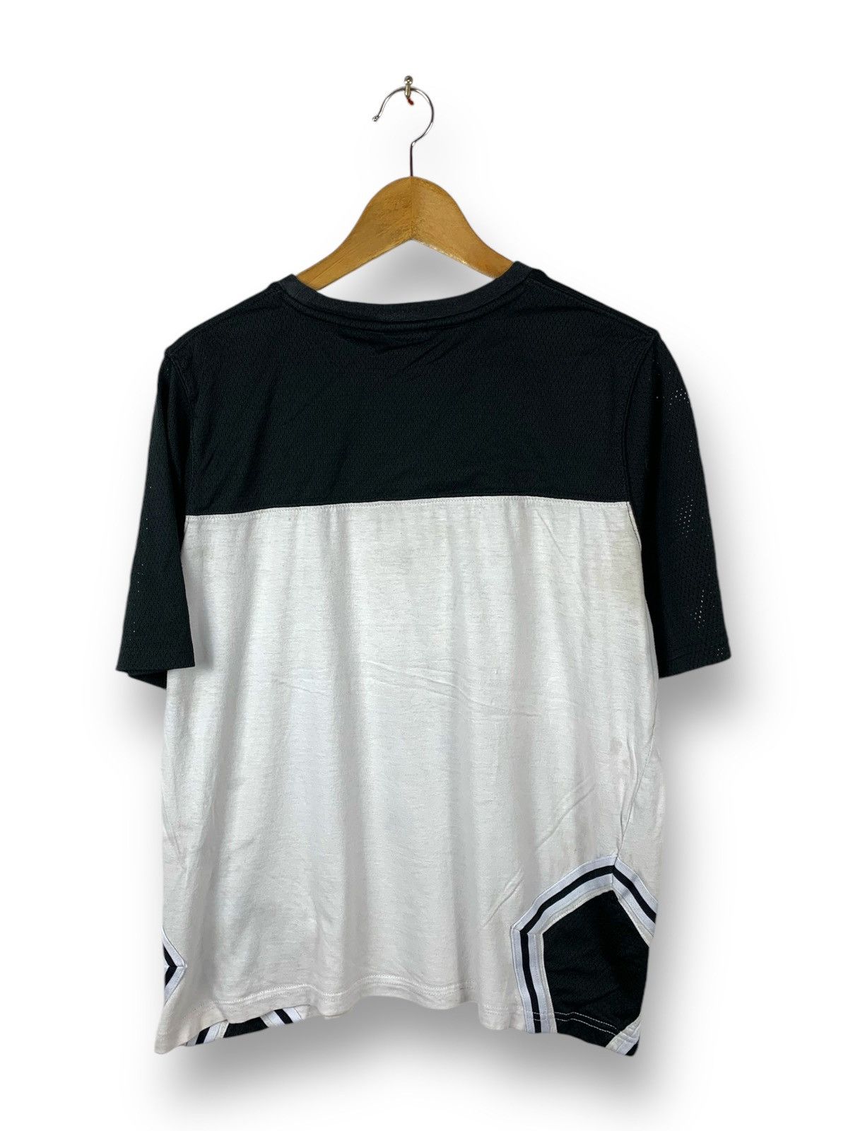 Other Steals! Air Jordan Basketball Mesh Tee Jumping Man Size US S / EU 44-46 / 1 - 2 Thumbnail