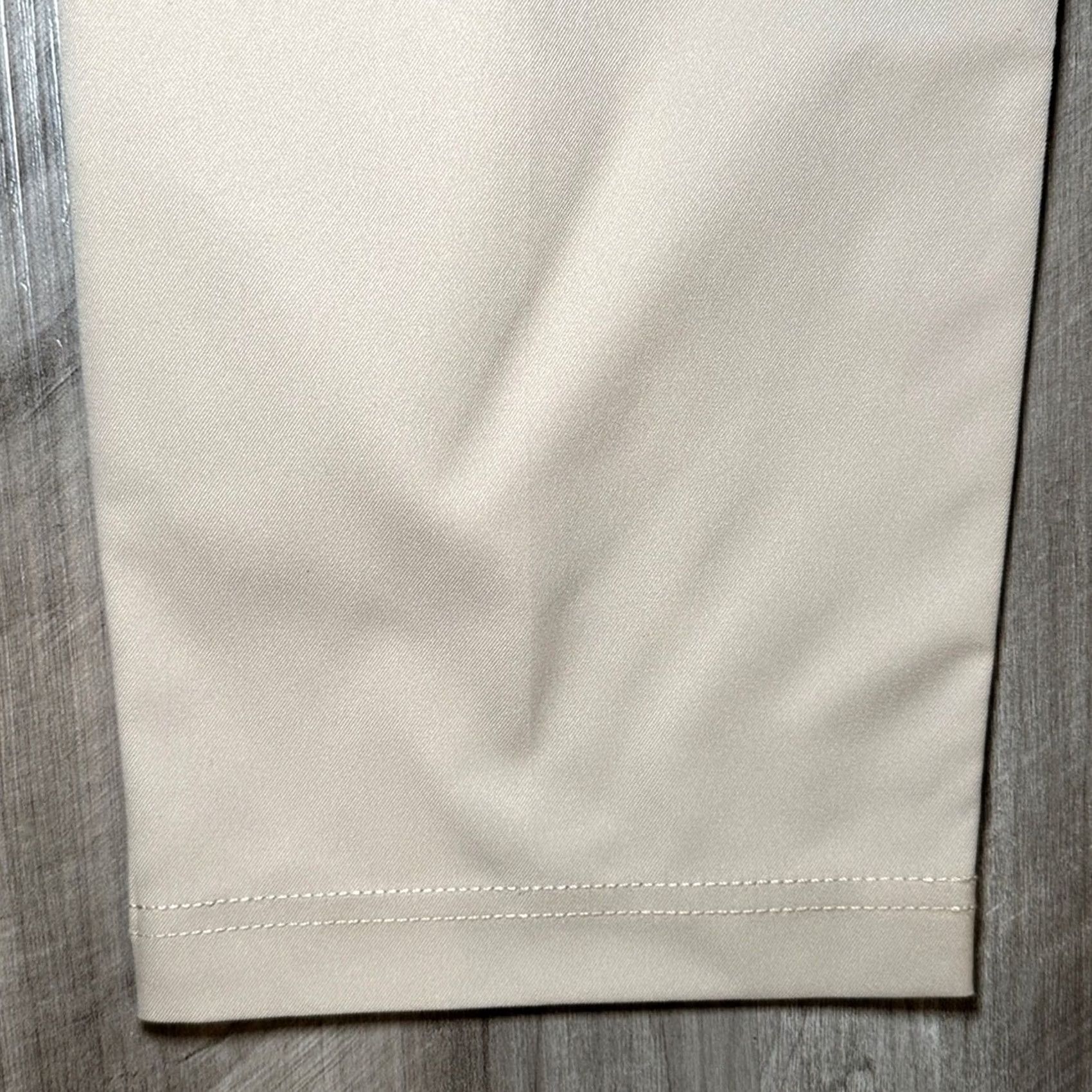 Vintage Public Rec Dealmaker Performance Pants Chin o NWOT 32 Regular Tan Mens 32 Khaki Polyester 100% Inseam 28 Birthday? Size US 32 / EU 48 - 4 Thumbnail