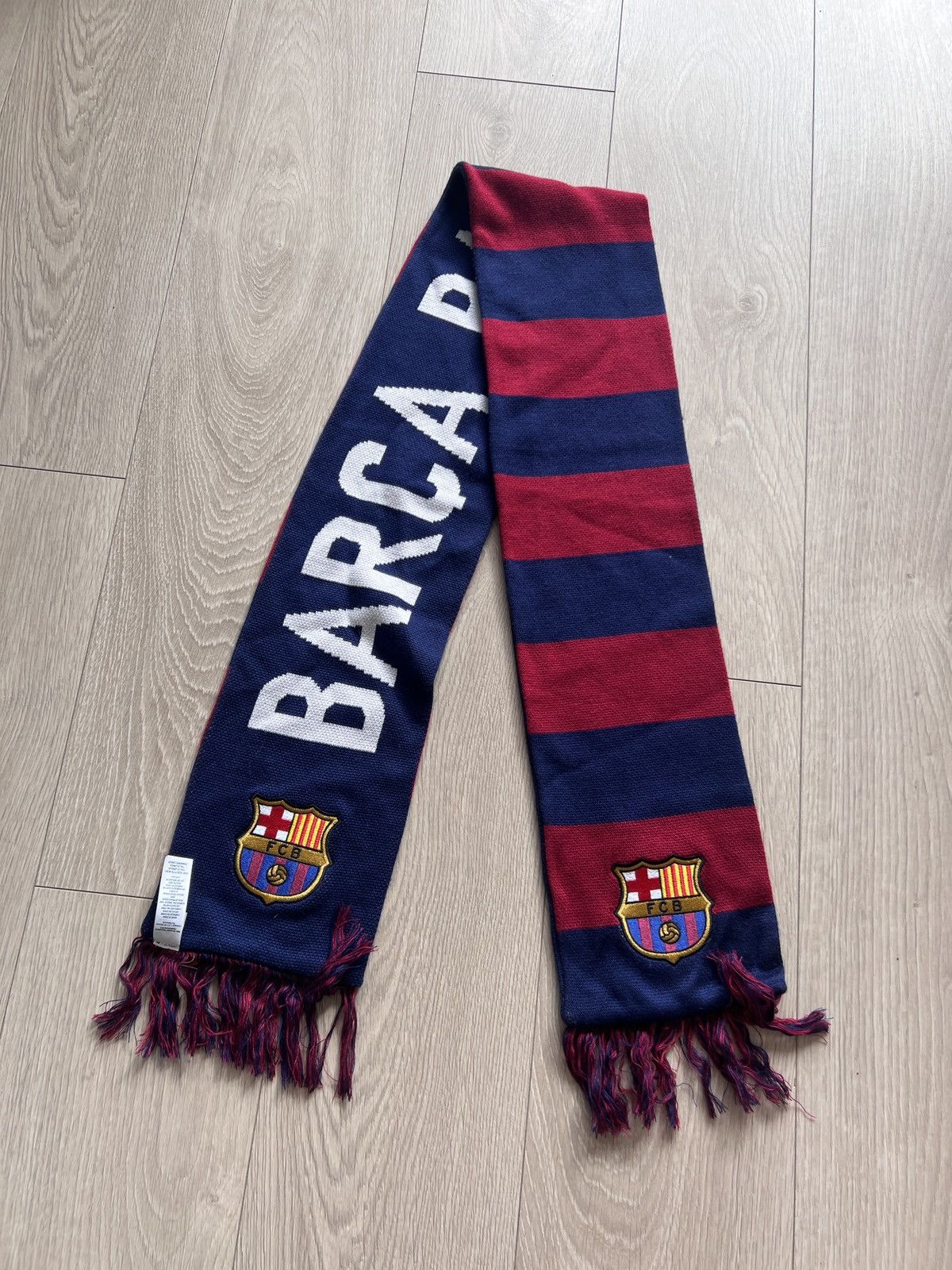 Nike × Vintage Vintage Nike Barcelona F.C. Scarf Soccer Futbol club fan Size ONE SIZE - 2 Thumbnail