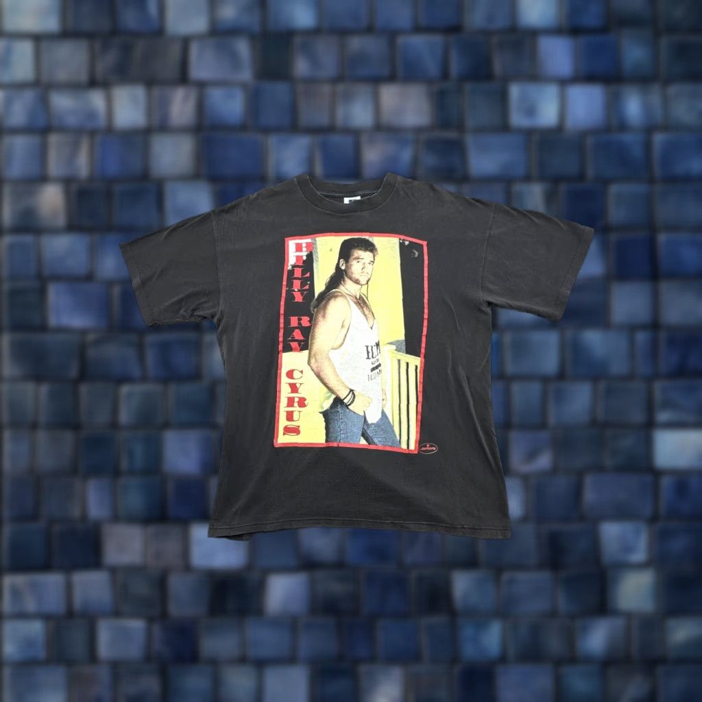 X-LARGE VINTAGE Billy Ray Cyrus I Aint Your Dog No More 90s Tee X Large Shirt Mens XL Black Cotton 90s Shirt Size US XL / EU 56 / 4 - 1 Thumbnail