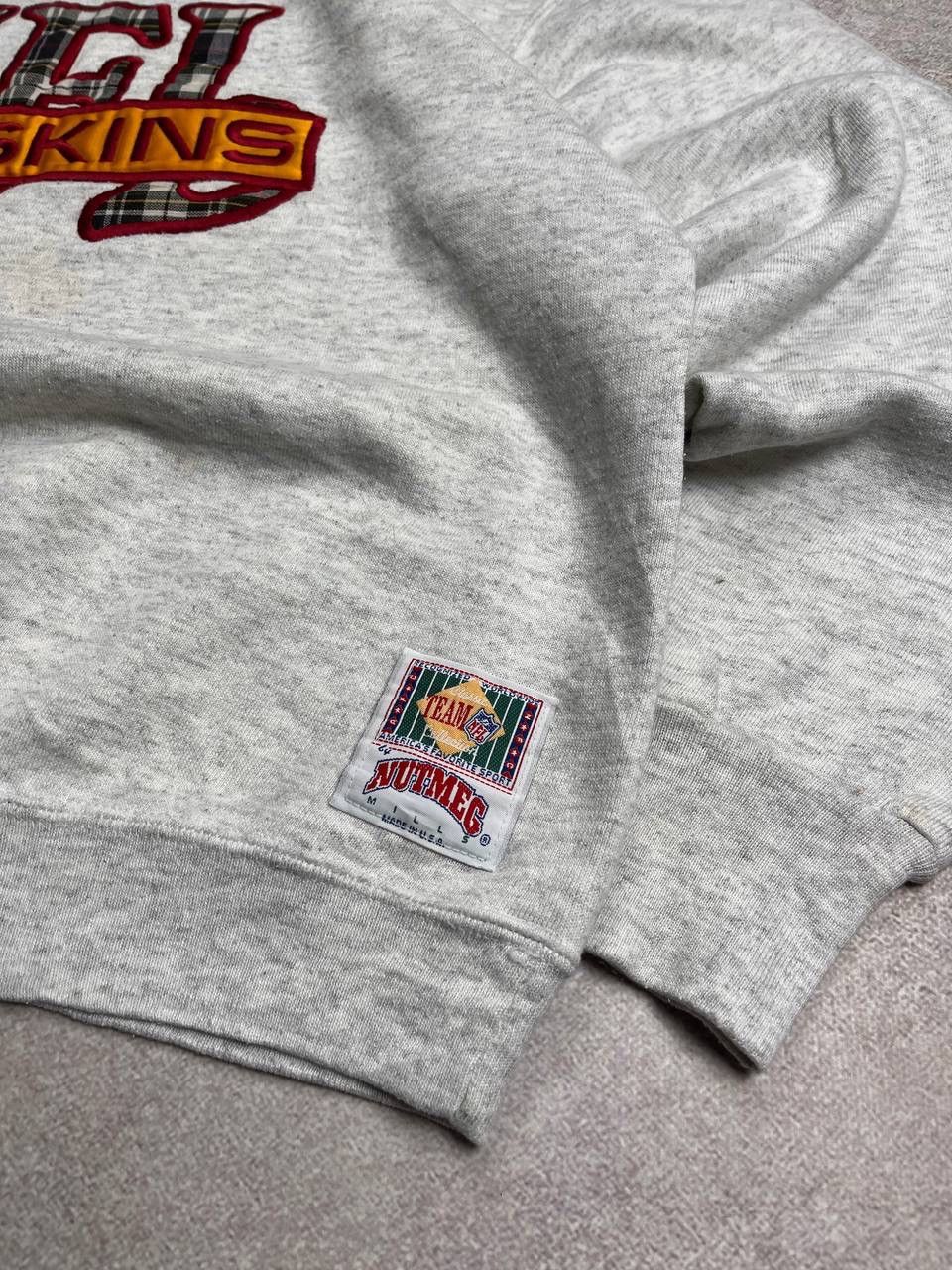 Nutmeg × Vintage Vintage Nutmeg Mills NFL Redskins Made In USA Boxy Crewneck Size US L / EU 52-54 / 3 - 7 Thumbnail