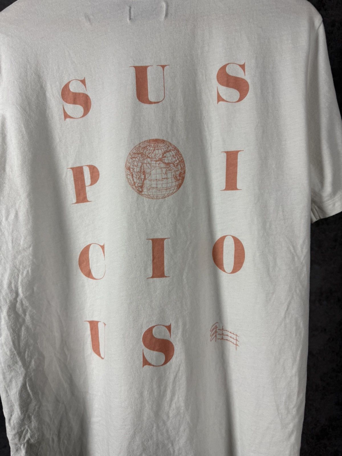 Suspicious Antwerp Suspicious Antwerp designer overprinted tee Size US L / EU 52-54 / 3 - 7 Thumbnail