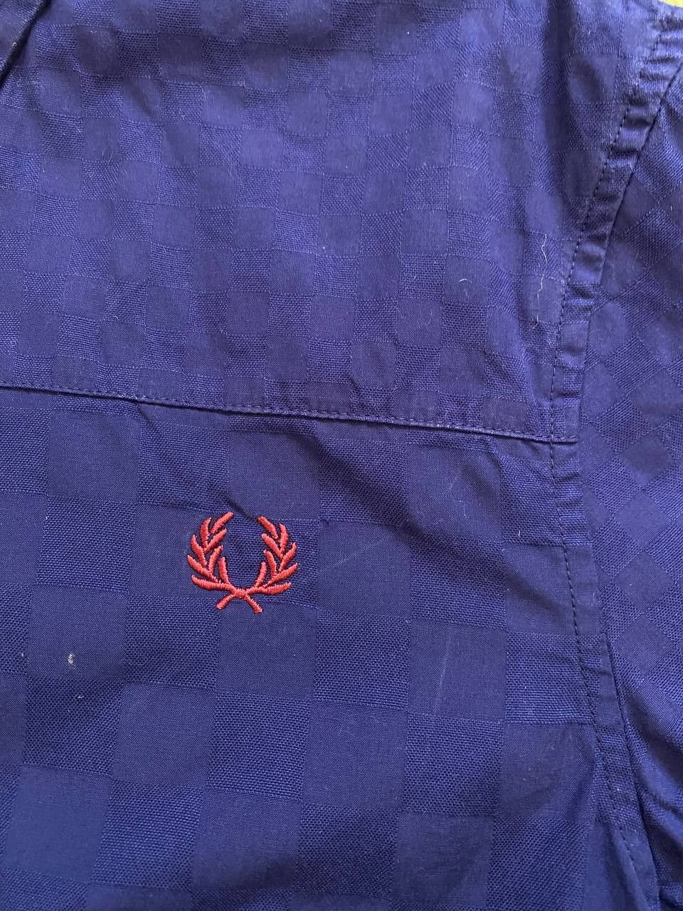 Fred Perry Vintage Shirt purple Fred Perry logo Y2K streetwear Size US S / EU 44-46 / 1 - 6 Thumbnail
