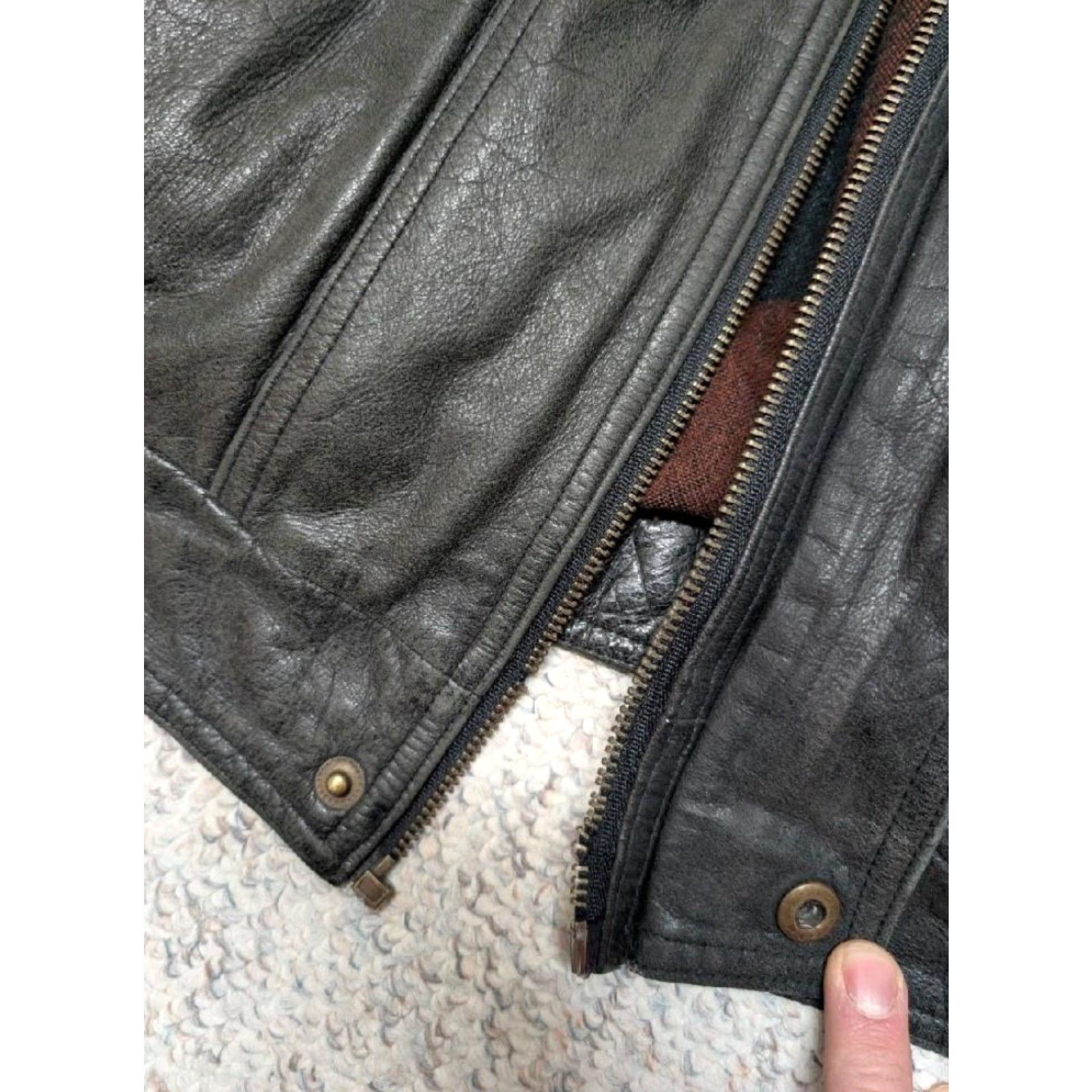 Vintage VINTAGE John Ashford Bomber Jacket Men's Leather XL 46-48 Black Cowhide Distressed 1990s 1980s Buttons Snap Zipper Boxy Classic Size US XL / EU 56 / 4 - 5 Thumbnail