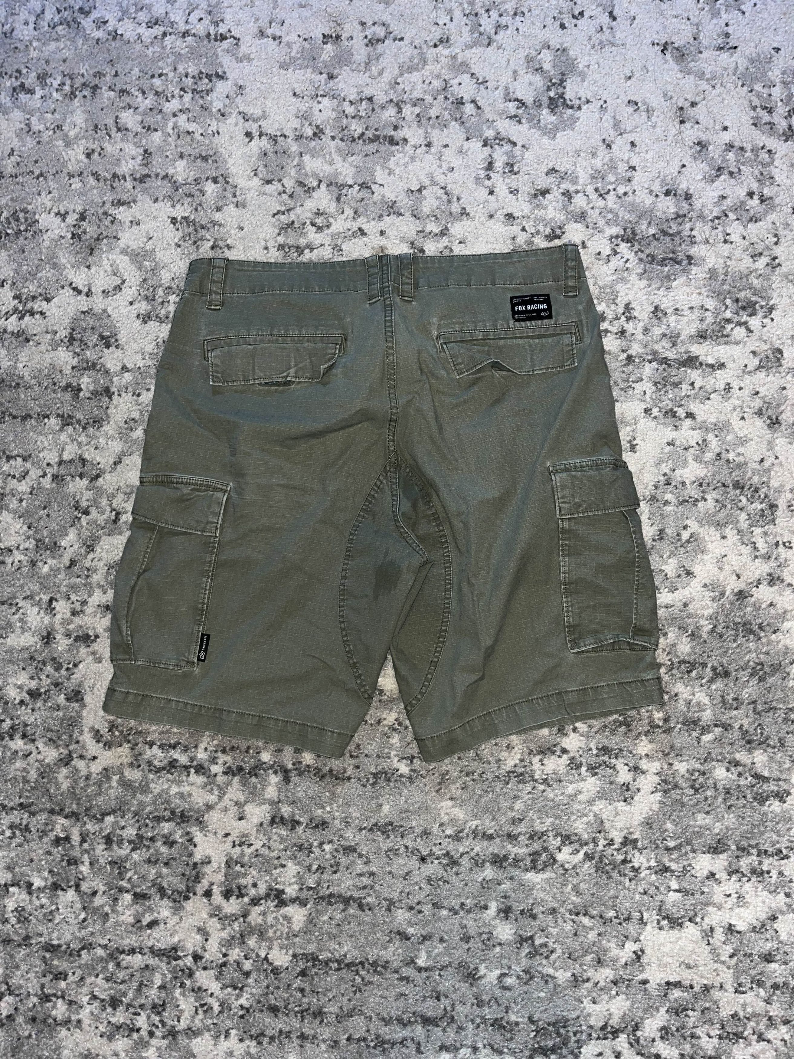 Fox Racing 2000’s Army Green Fox Racing Cargo Shorts Size US 33 - 2 Thumbnail