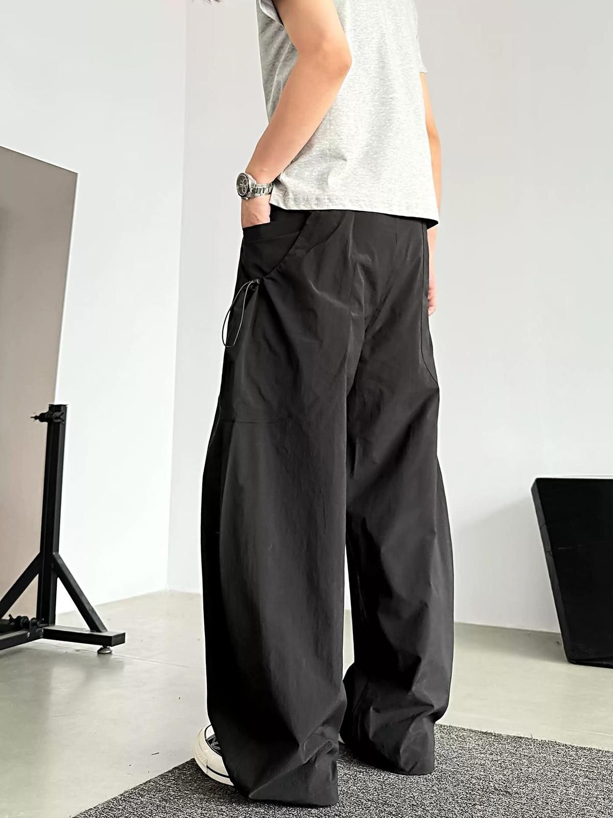 Other Black Wide Leg Barrel Pants, Loose Fit Men's Trousers Size US 32 / EU 48 - 4 Thumbnail