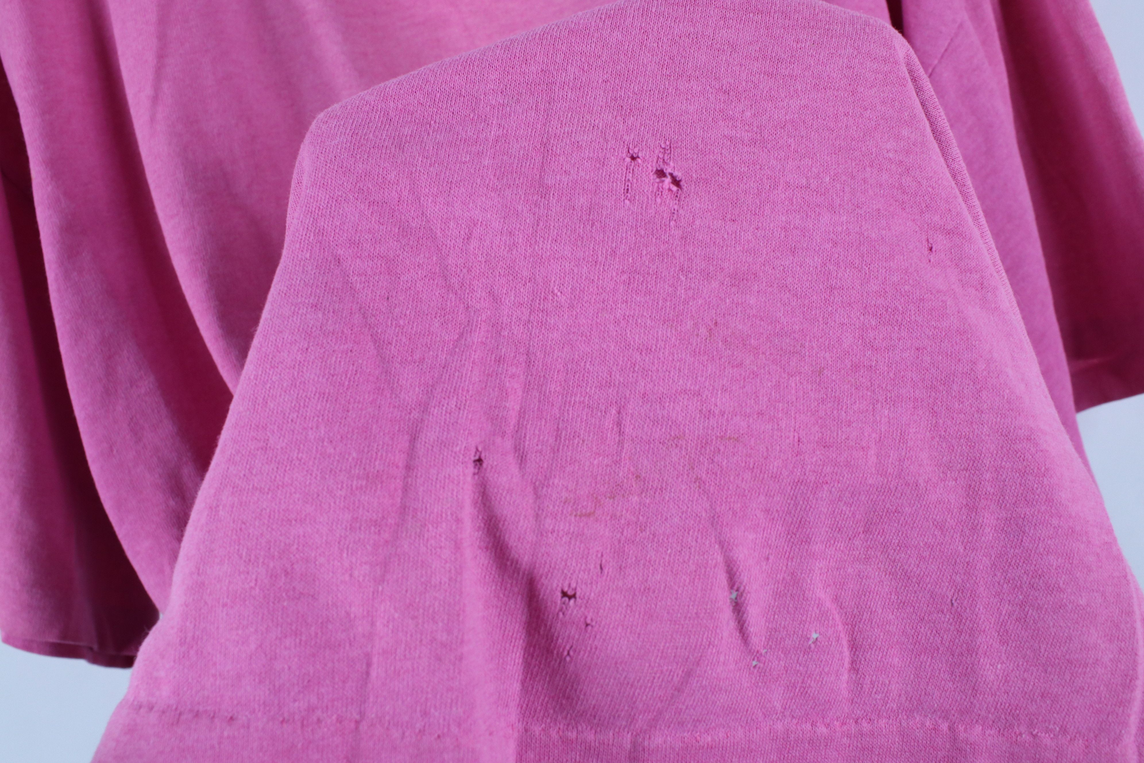 Vintage Vintage 90s Salem Cigarettes Spell Pocket T-Shirt Pink USA Size US XL / EU 56 / 4 - 8 Thumbnail