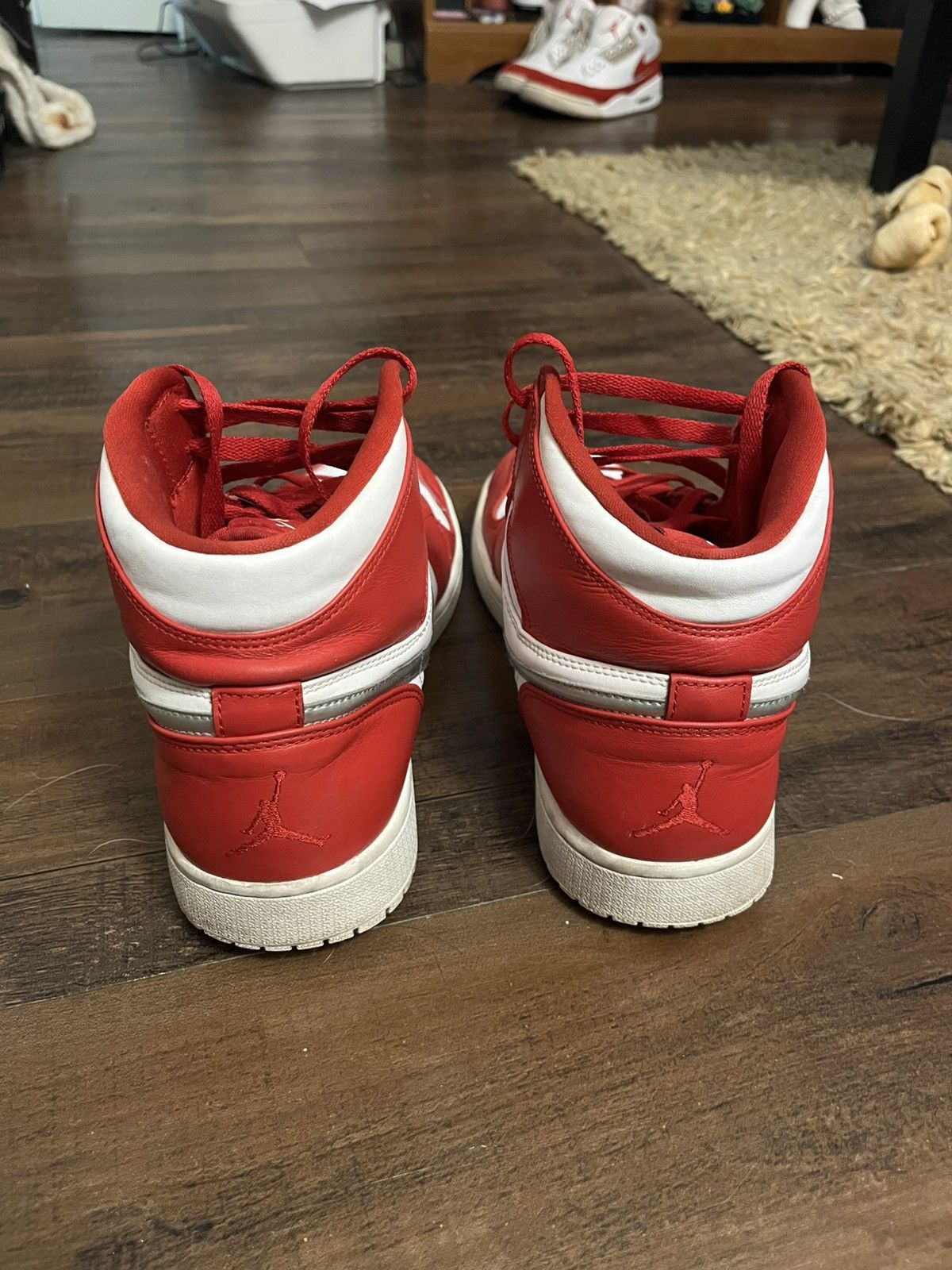 Jordan Brand Jordan 1 High “Silver Medal” Size US 11 / EU 44 - 4 Thumbnail
