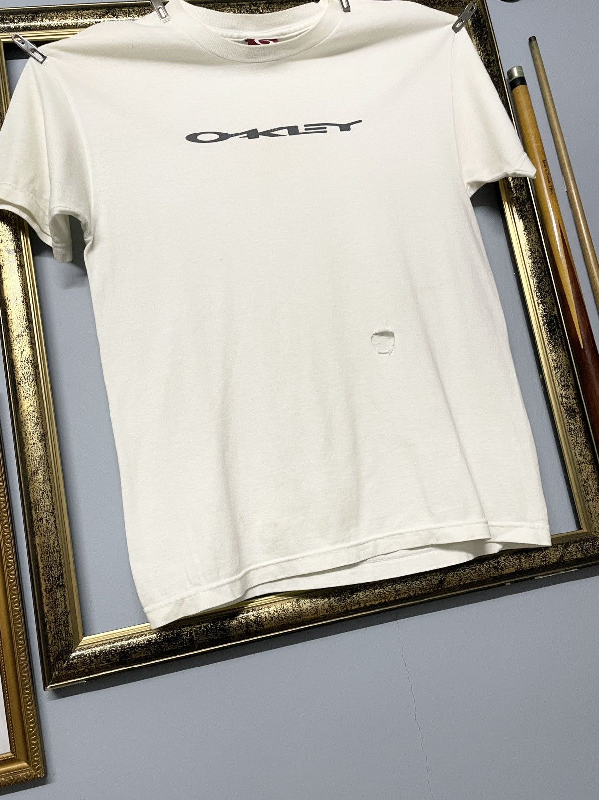 Oakley Vintage 90s Og Designer Oakley Software Distressed Tshirt Size US M / EU 48-50 / 2 - 4 Thumbnail