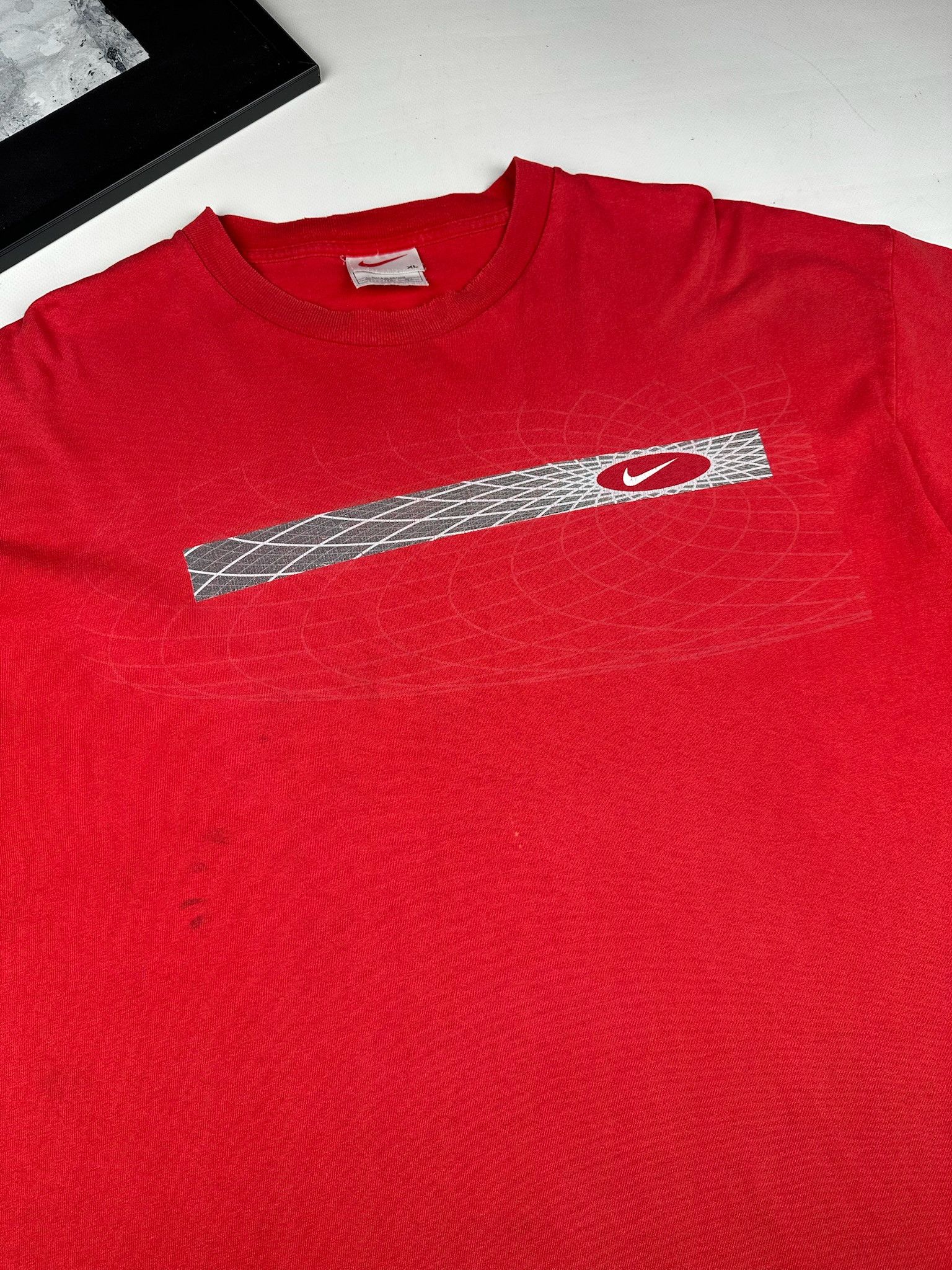 Nike Nike TN vintage T-shirt Y2K acid print art Size US XL / EU 56 / 4 - 7 Thumbnail